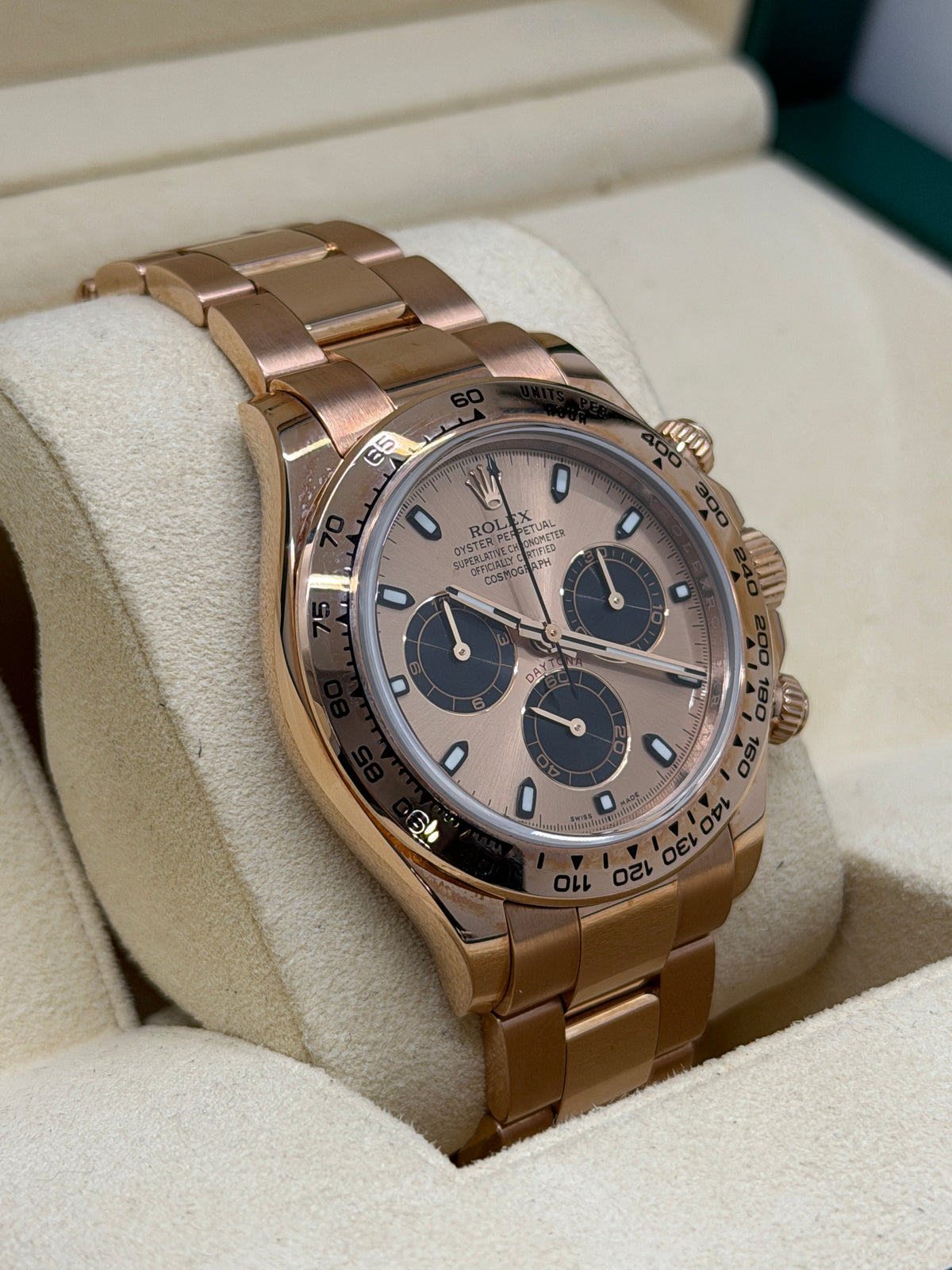 Rolex Daytona 18kt Rose Gold - Sundust Dial - Ref 116505 - Year 2013 Official Rolex Service 2023