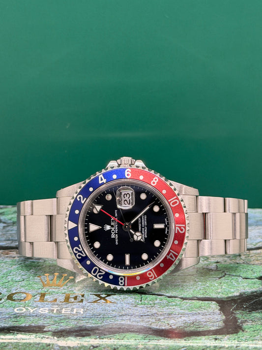 Rolex GMT-Master II Pepsi - Perfect Condition Ref 16710 - Year 2000