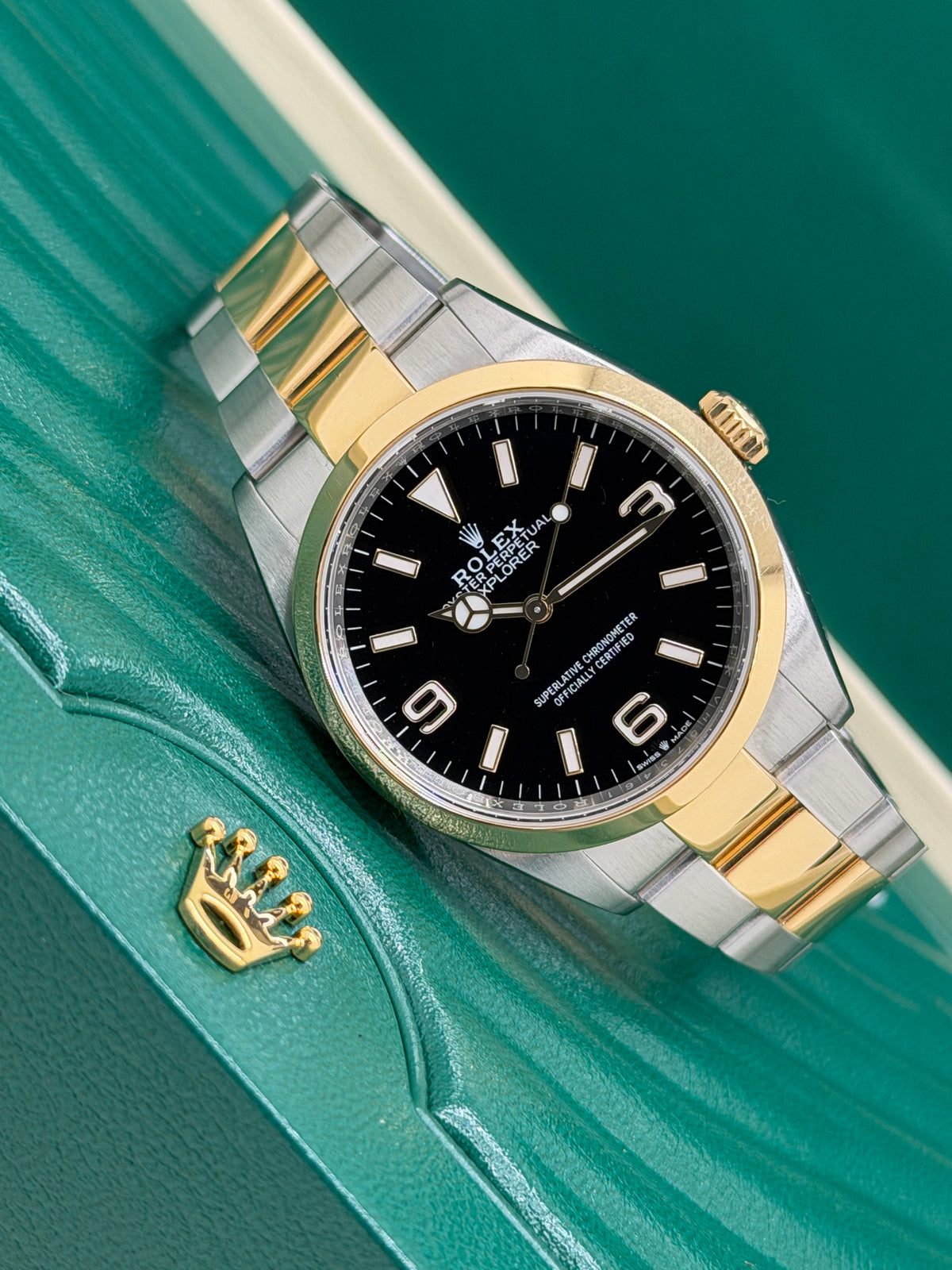 Rolex Explorer 36mm - 18Kt Yelow Gold & Steel - Ref 124273 - Year 2023