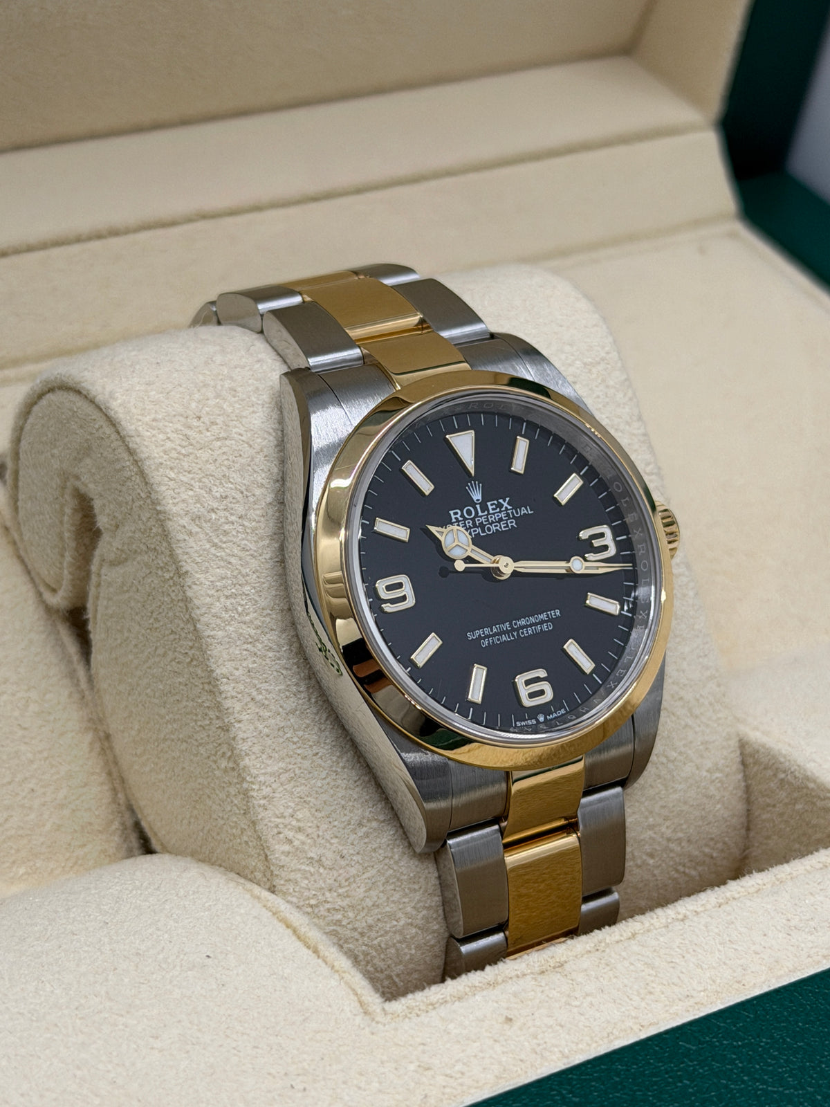 Rolex Explorer 36mm - 18Kt Yelow Gold & Steel - Ref 124273 - Year 2023