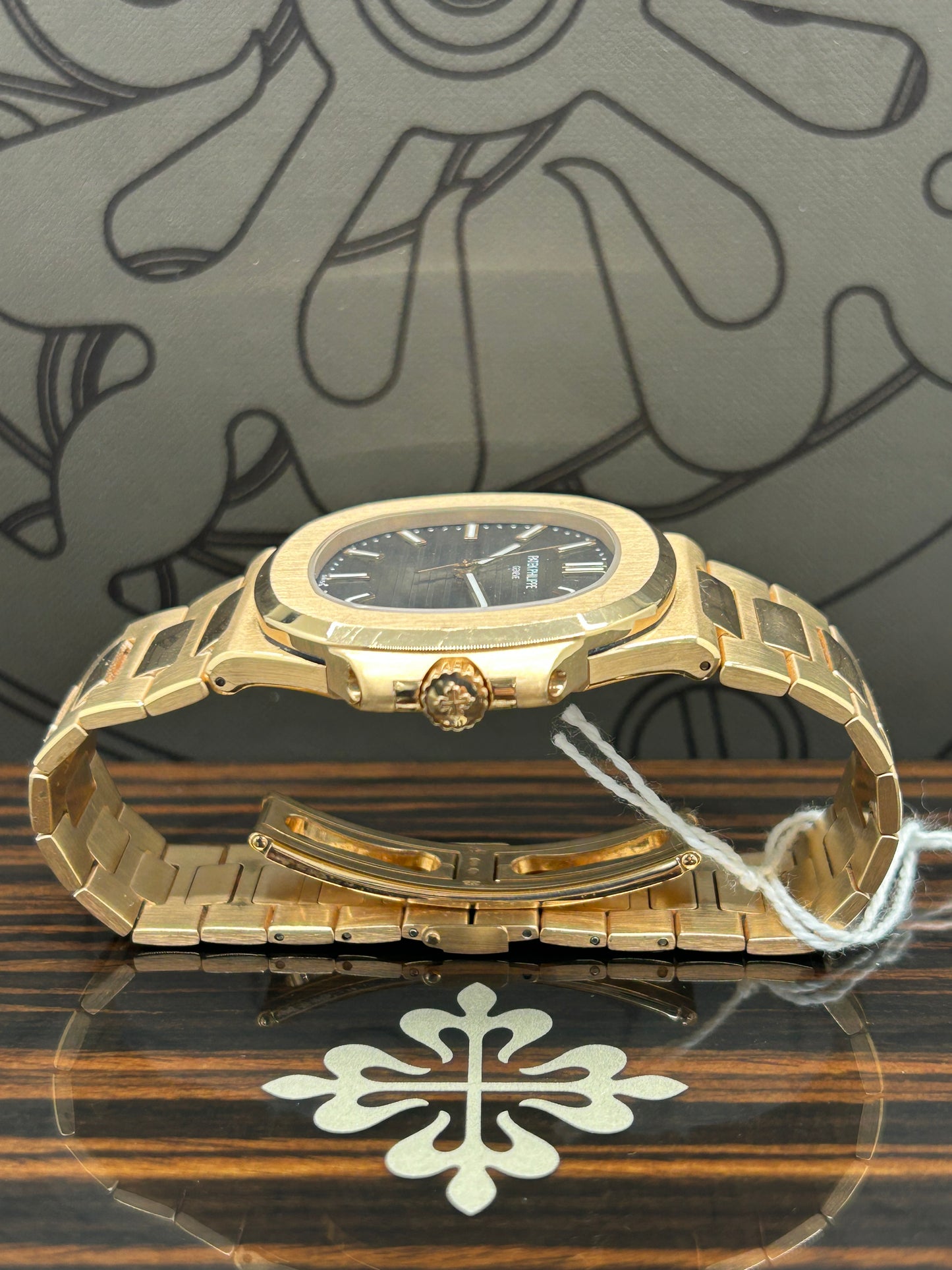 Patek Nautilus - 18Kt Rose Gold - Ref 5711/1R-001 - Year 2015