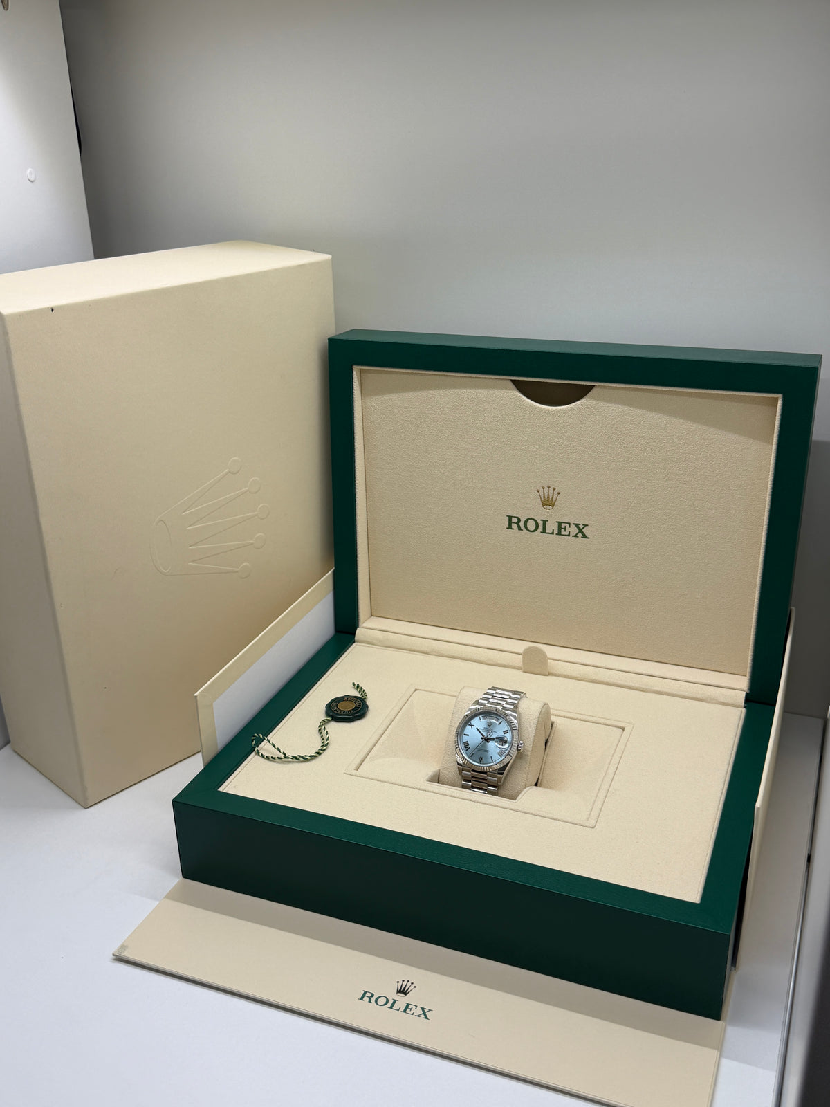 Rolex Day-Date 36 - Platinum - Blue Ice dial - Ref 128236 - Year 2022 - Never Polished