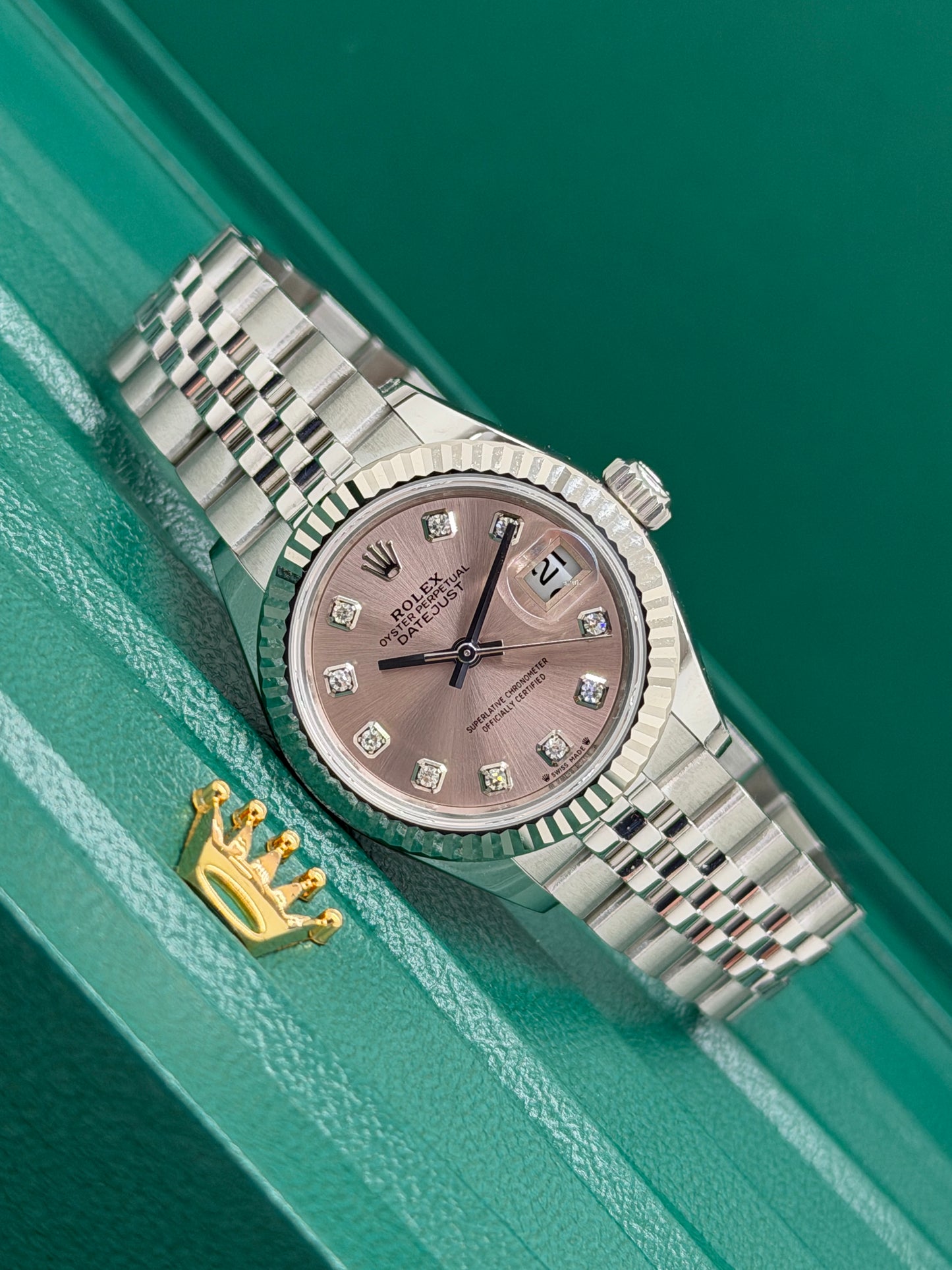Rolex Lady-Datejust 28 - Pink Diamonds Dial Ref 279174 - New 2026