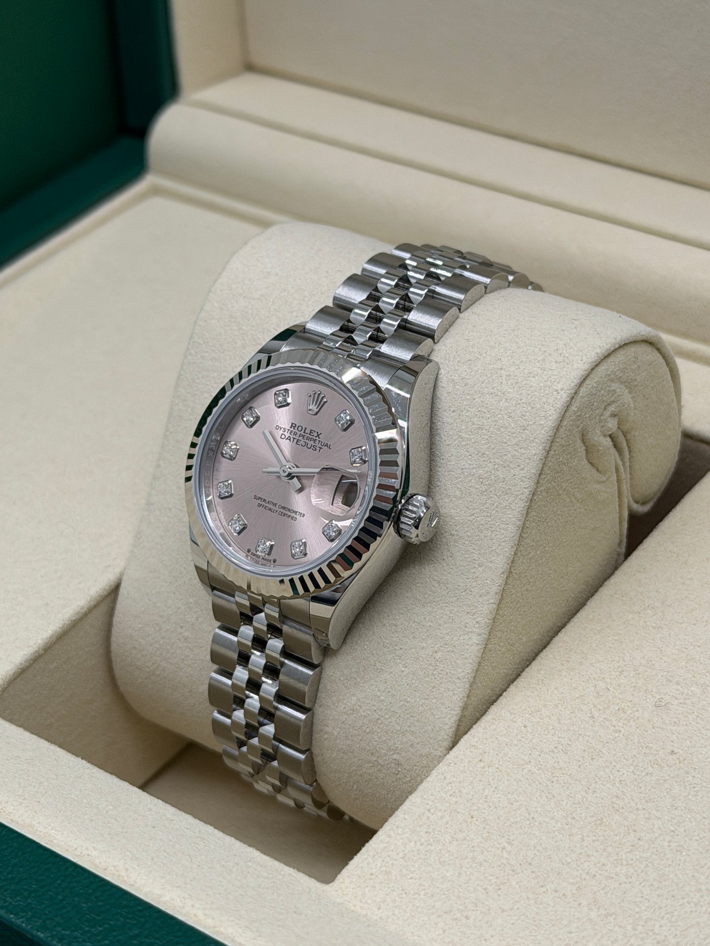 Rolex Lady-Datejust 28 - Pink Diamonds Dial Ref 279174 - New 2026