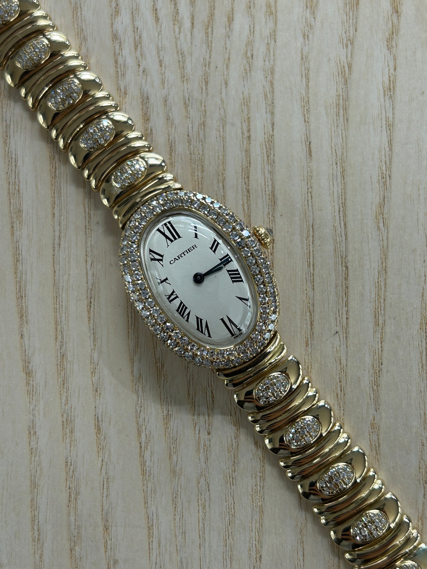 Cartier Baignoire Ladies 18k Yellow Gold & Factory Diamonds - Ref 8057912