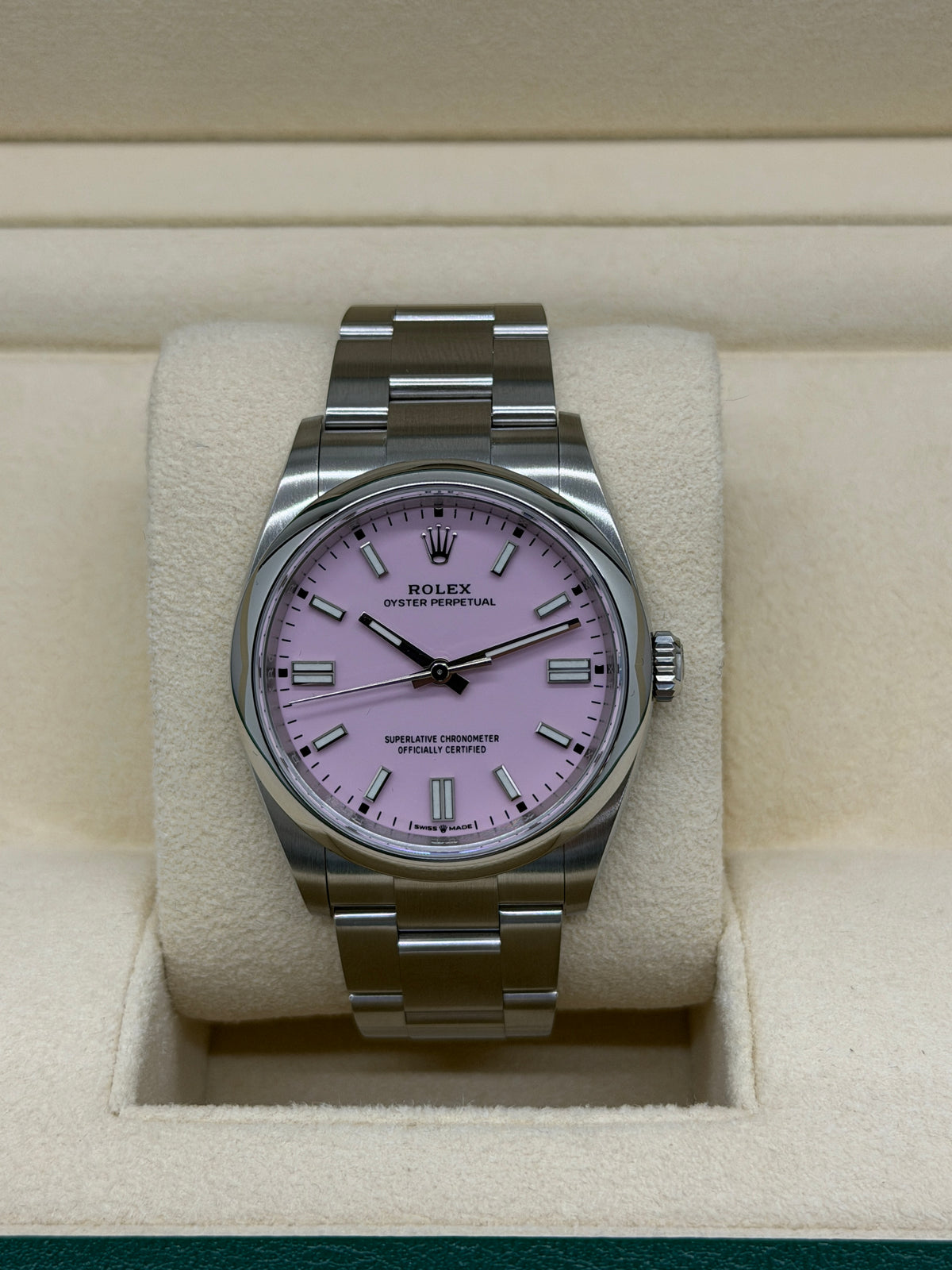 Rolex Oyster Perpetual 36 - Pink Dial Ref 126000 - Year 2024