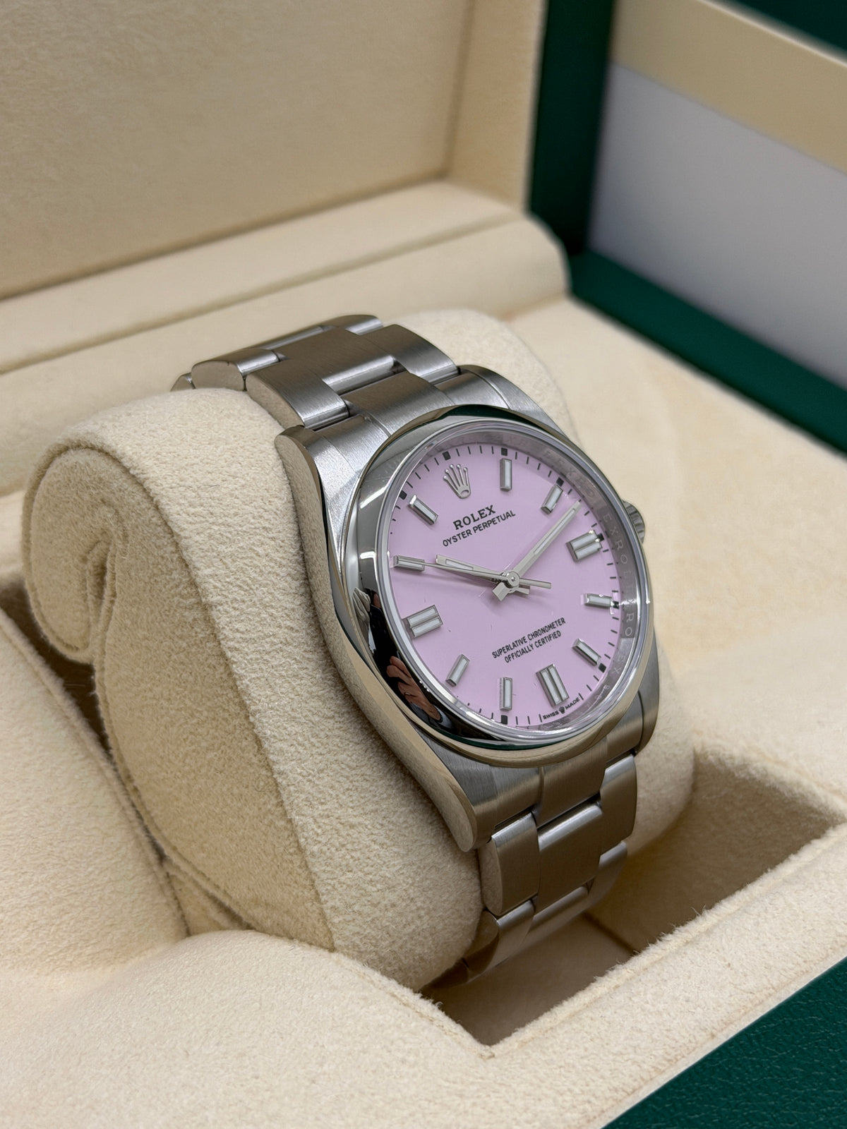 Rolex Oyster Perpetual 36 - Pink Dial Ref 126000 - Year 2024