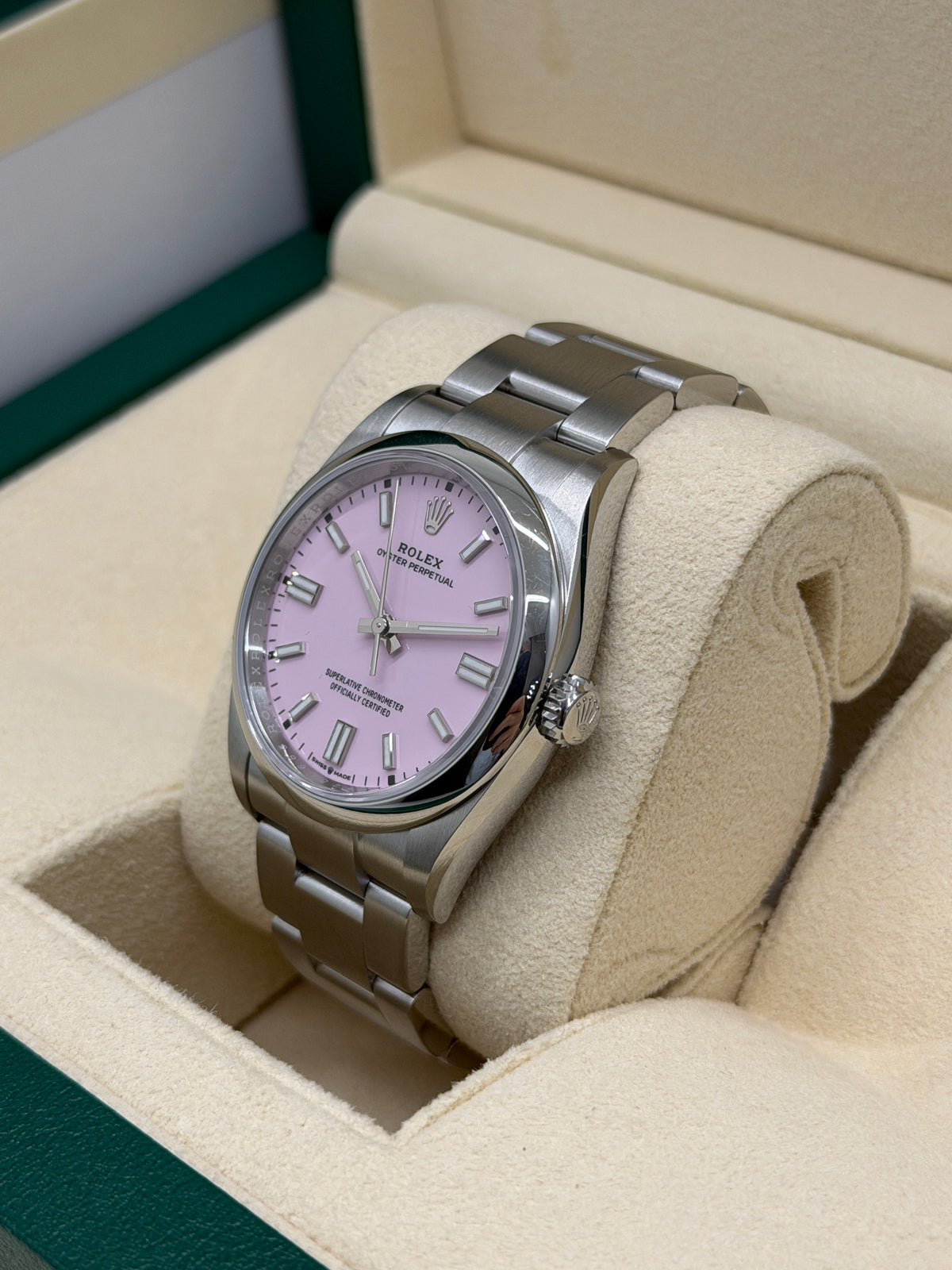 Rolex Oyster Perpetual 36 - Pink Dial Ref 126000 - Year 2024