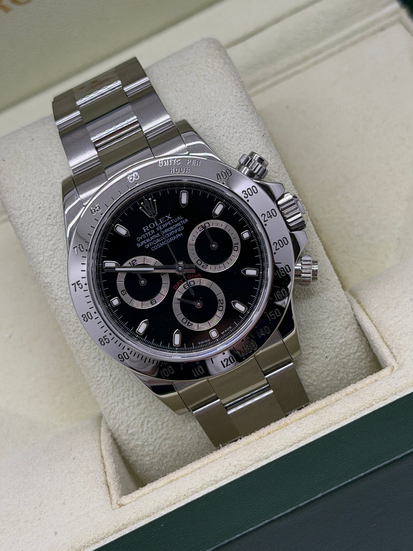 Rolex Daytona Black Dial Ref 116520 - Year 2011