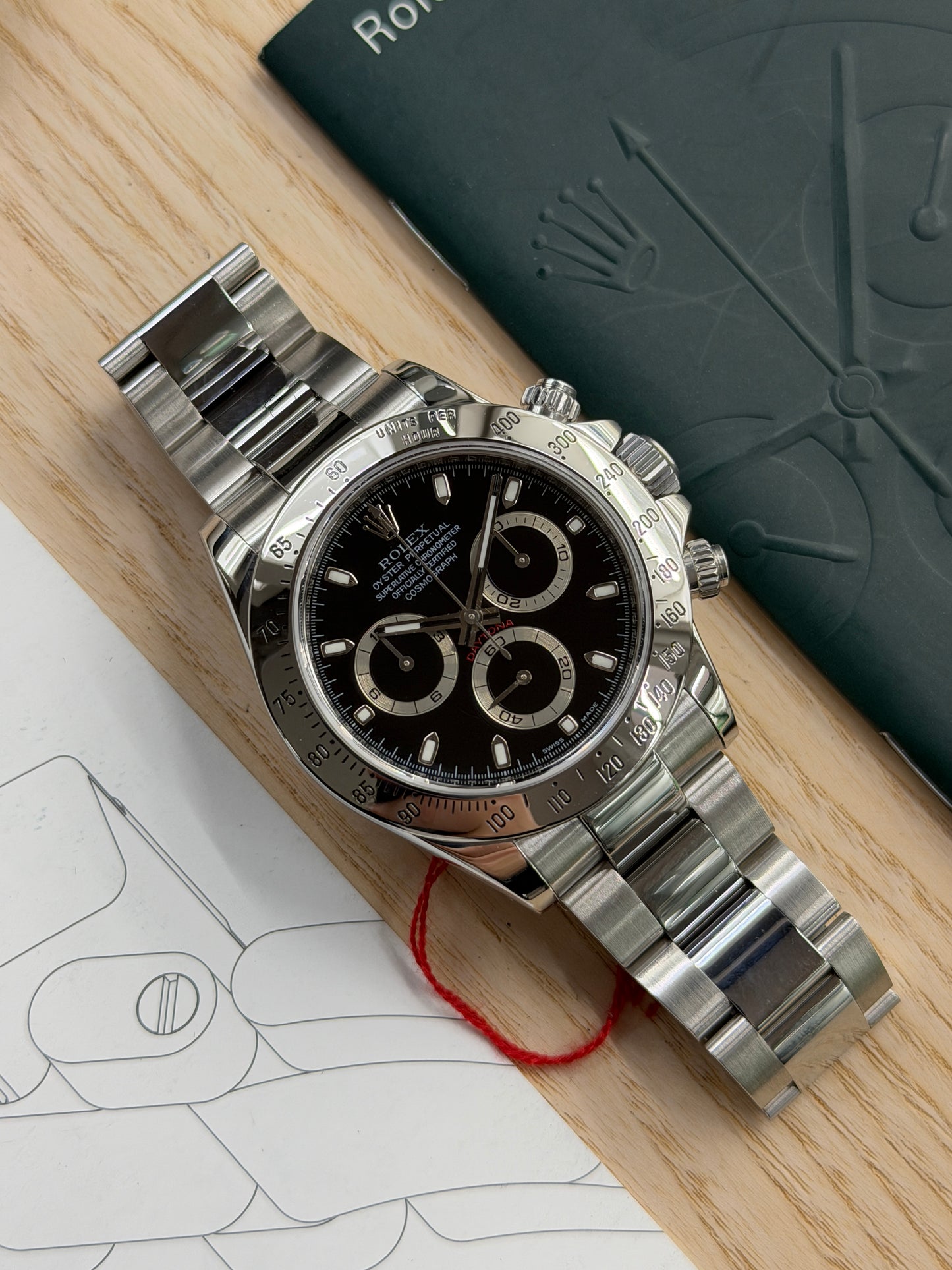 Rolex Daytona Black Dial Ref 116520 - Year 2011