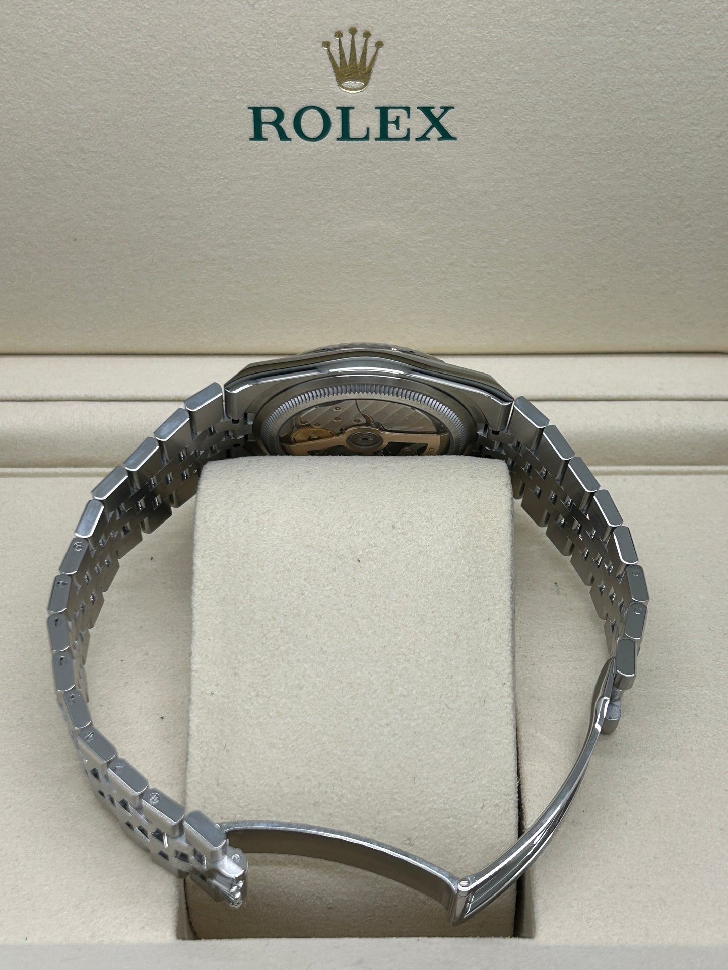 Rolex Land-Dweller 40 White Dial - Ref 127334 - New 2025