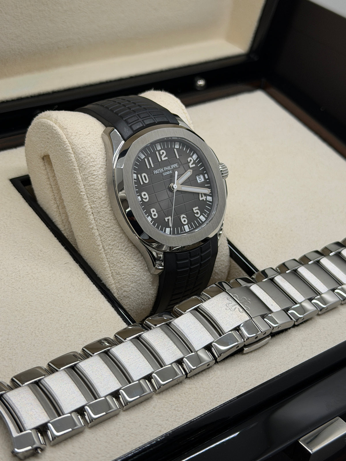 Patek Philippe Aquanaut Ref 5167/1A-001 Steel Bracelet +Original Rubber Strap - Year 2023 Like New - Never Polished