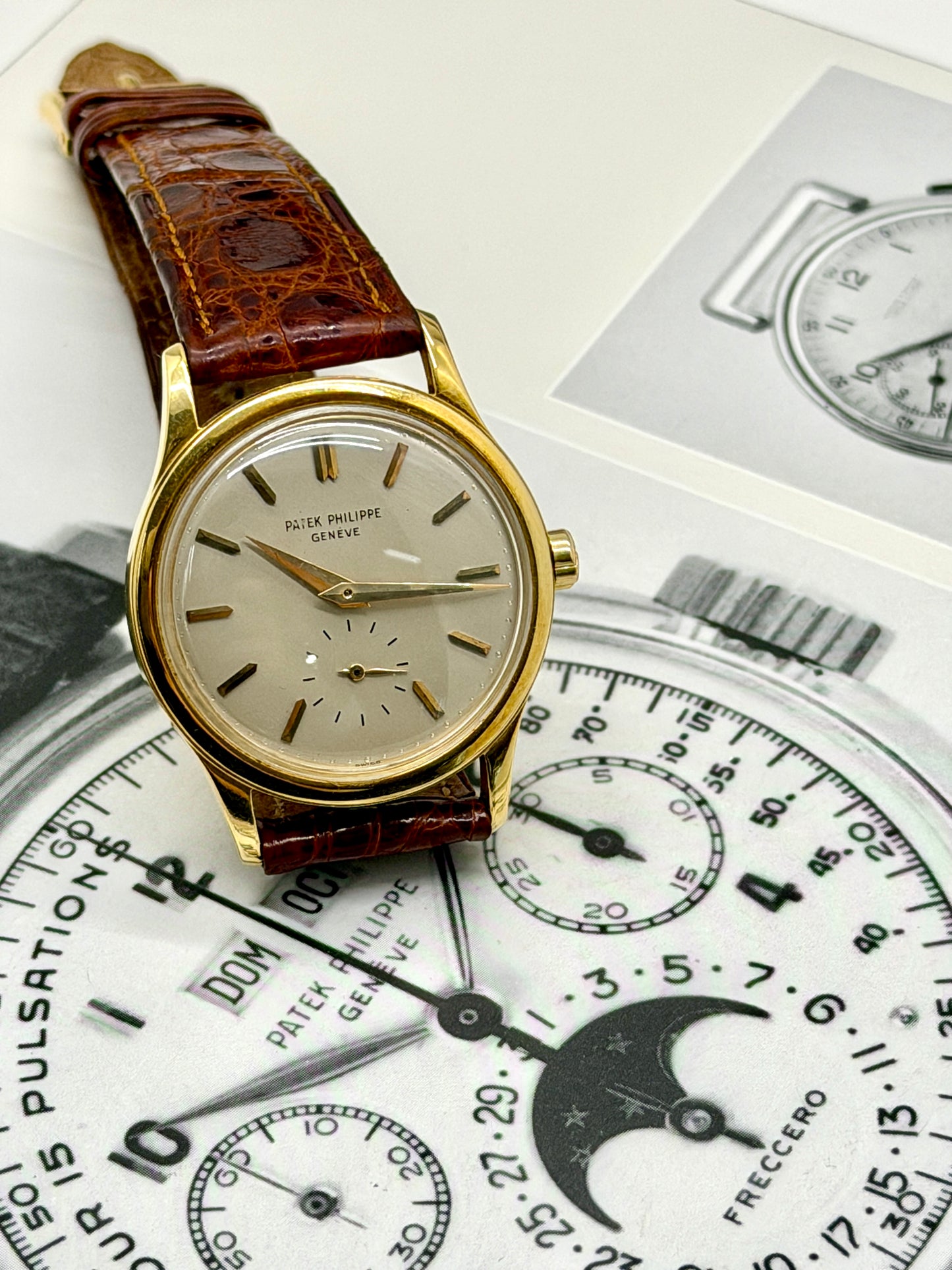 Patek Philippe Calatrava Automatic 32.5 mm - Yellow Gold - White Dial Ref 3439