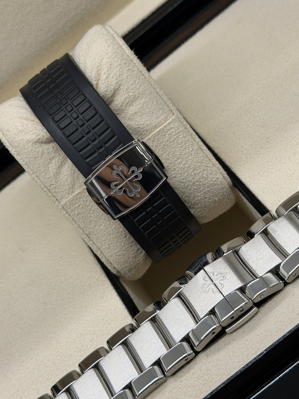 Patek Philippe Aquanaut Ref 5167/1A-001 Steel Bracelet +Original Rubber Strap - Year 2023 Like New - Never Polished