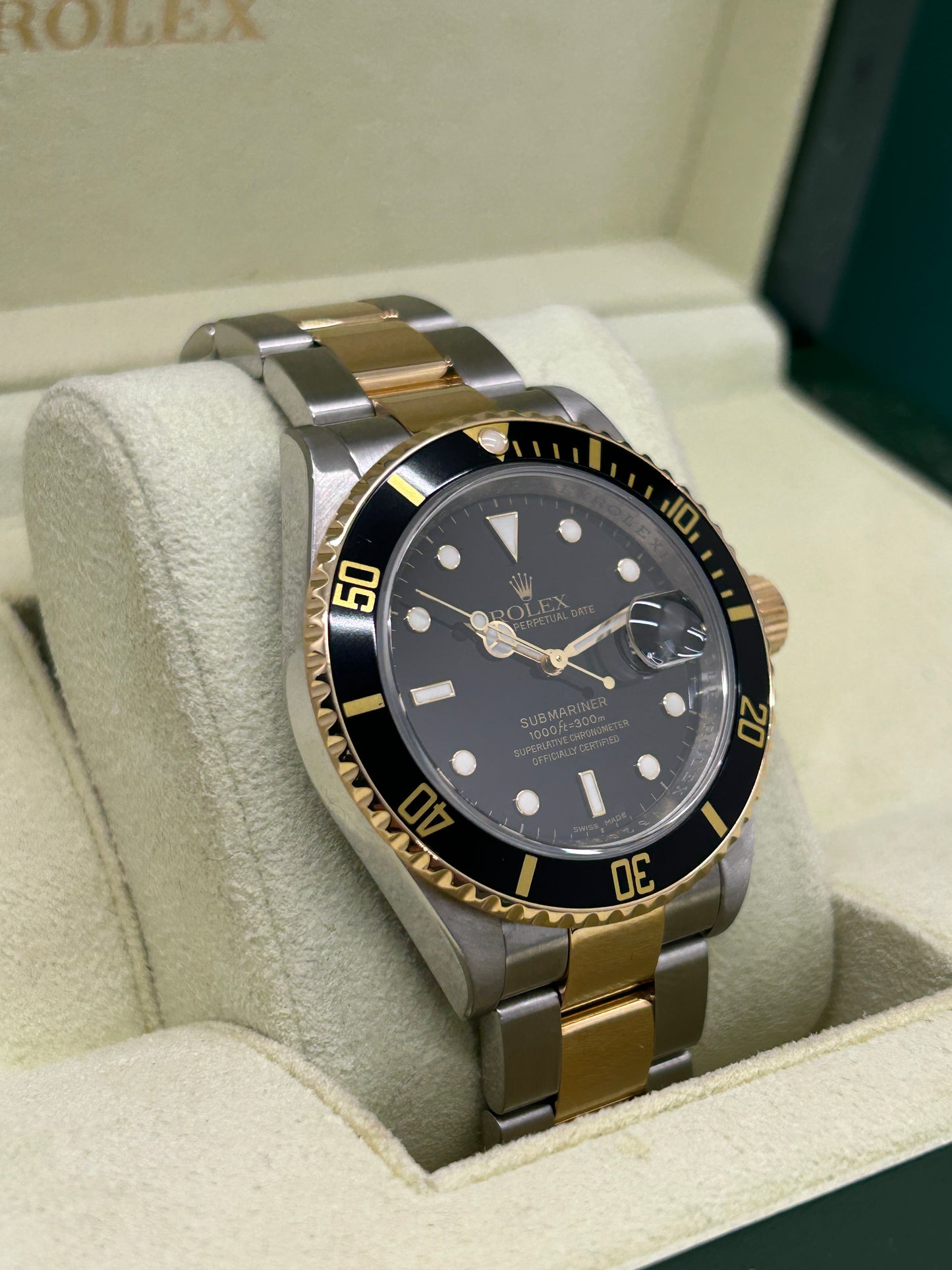 Rolex Submariner Date - 18Kt Yellow Gold - Black Dial - RRR Card - Ref 16613LN - Year 2008