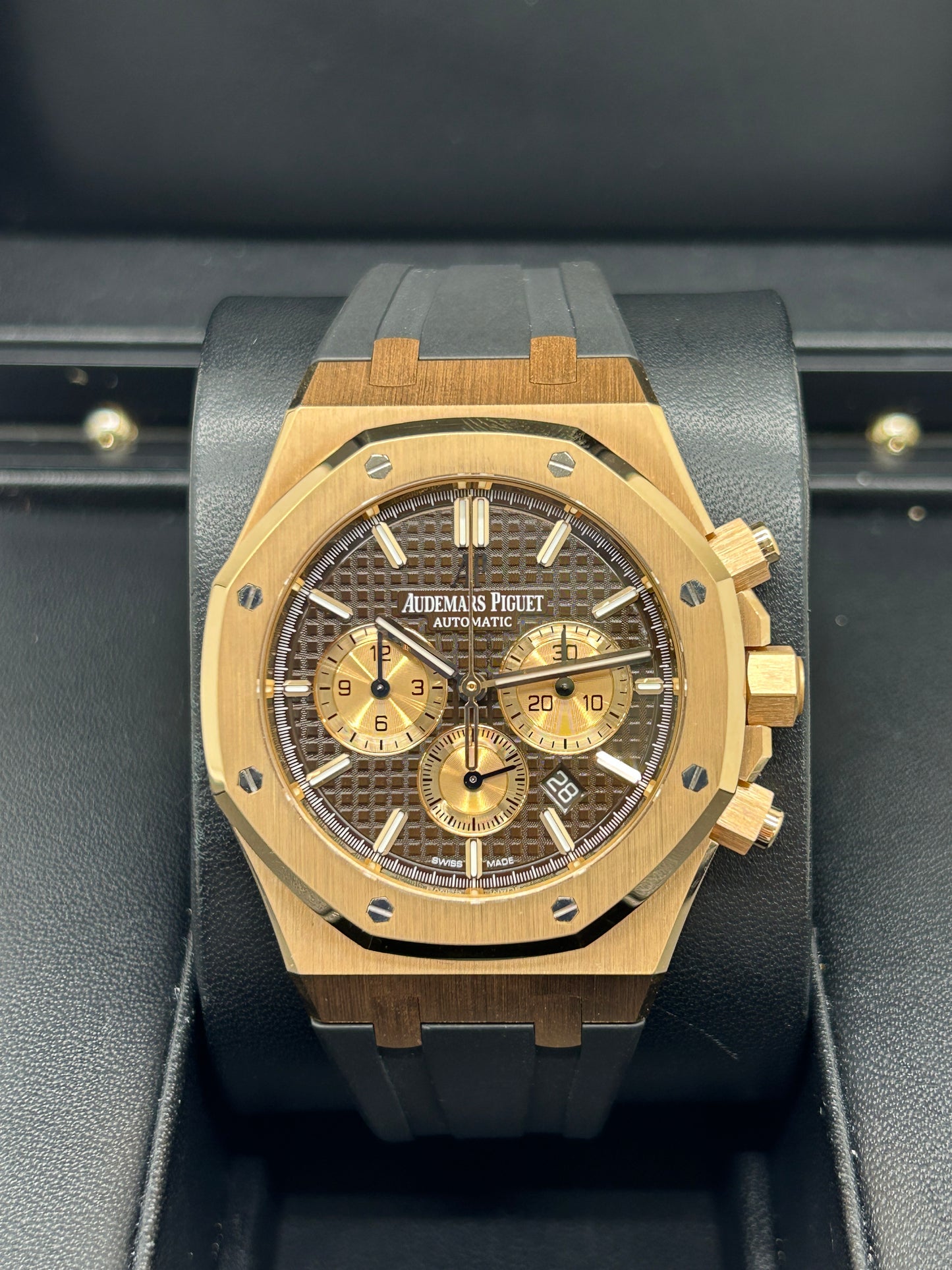 Audemars Piguet Royal Oak Chronograph 41mm - Brown Dial Rose Gold - Ref 26331OR.OO.D821CR.01 - 2021 - Double Straps