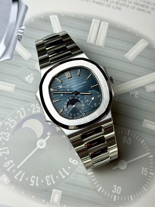 Patek Philippe Nautilus Rare Ref 3712/1A-001 - 3 Dots MK1 - Original Box & Papers - Year 2005 Top Condition