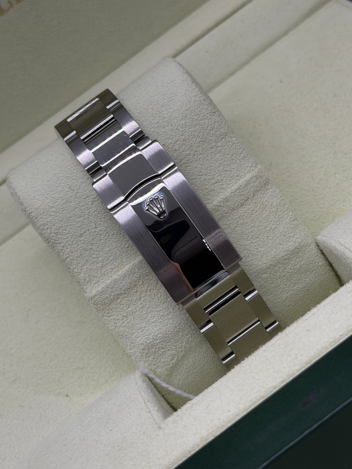 Rolex Datejust II 41 - Silver Dial Ref 116300 - Year 2015