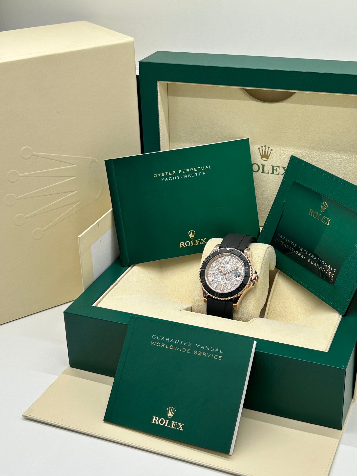 Rolex Yacht-Master 40 Full Pavé Ref 126655 - 18Kt Rose Gold & Diamonds - Year 2020