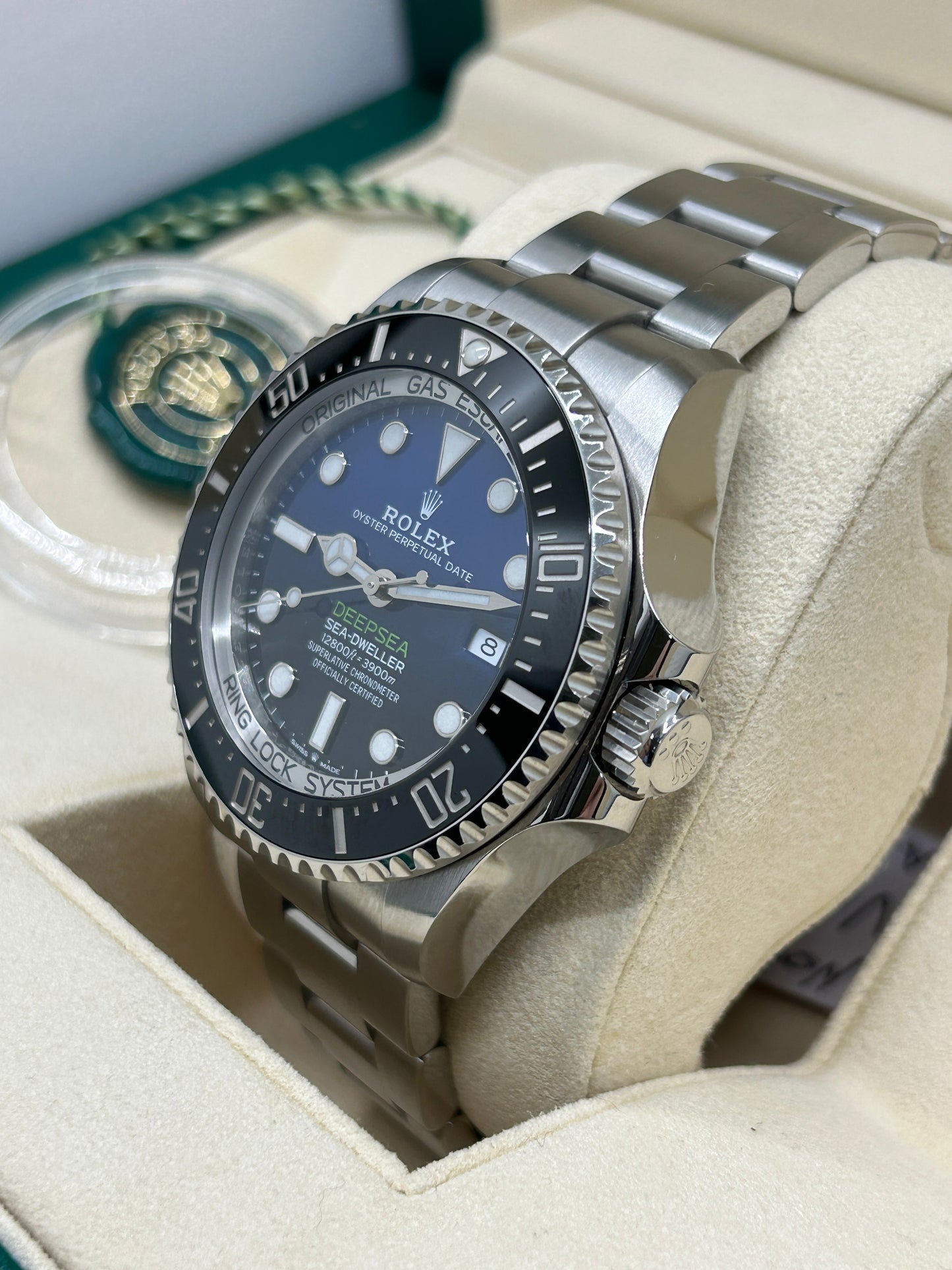 Rolex Sea-Dweller Deepsea - "James Cameron"- Ref. 126660 - Like New 2020