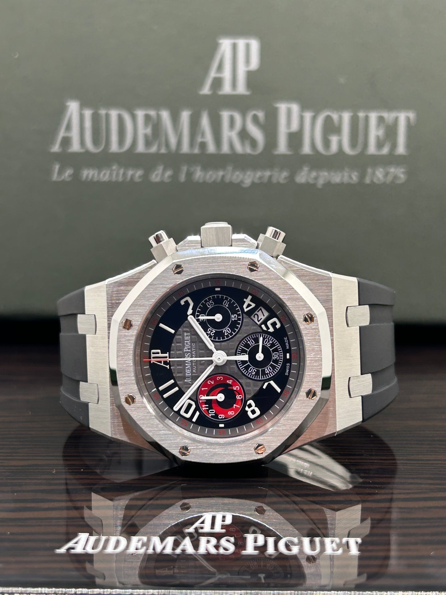 Audemars Piguet Royal Oak Chronograph City Of Sails 39mm Limited Edition - Extract AP - AP Service 2024 - Year 2003