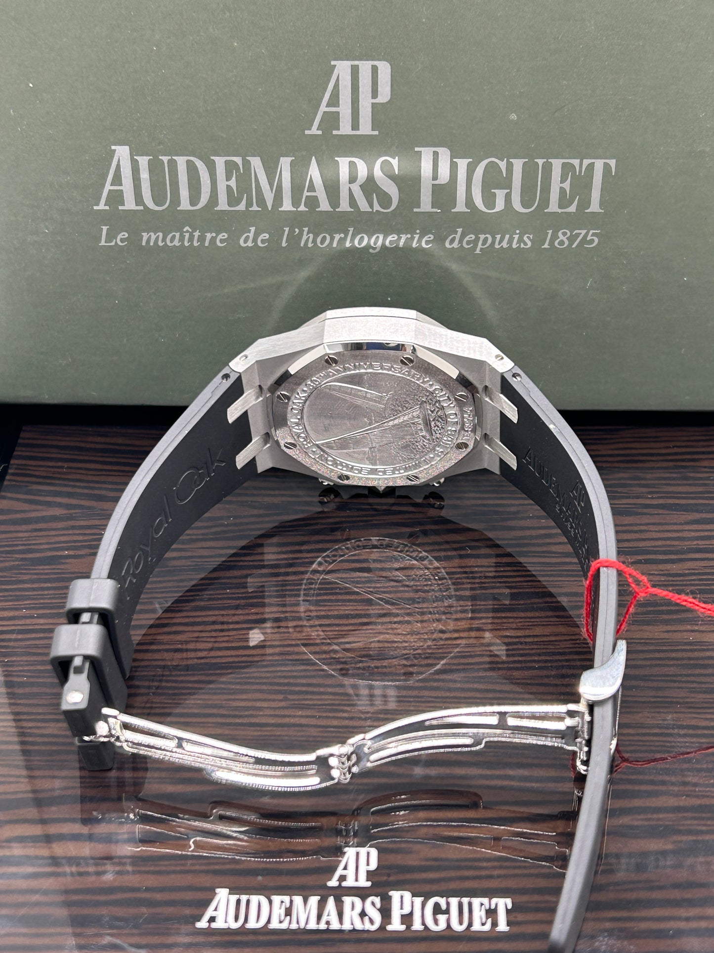 Audemars Piguet Royal Oak Chronograph City Of Sails 39mm Limited Edition - Extract AP - AP Service 2024 - Year 2003