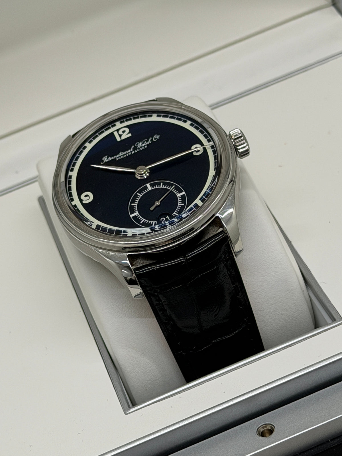IWC Portuguese 75th Anniversary 43mm - Black Dial - Ref 5102 - Year 2019 Box + IWC Certificate authenticity