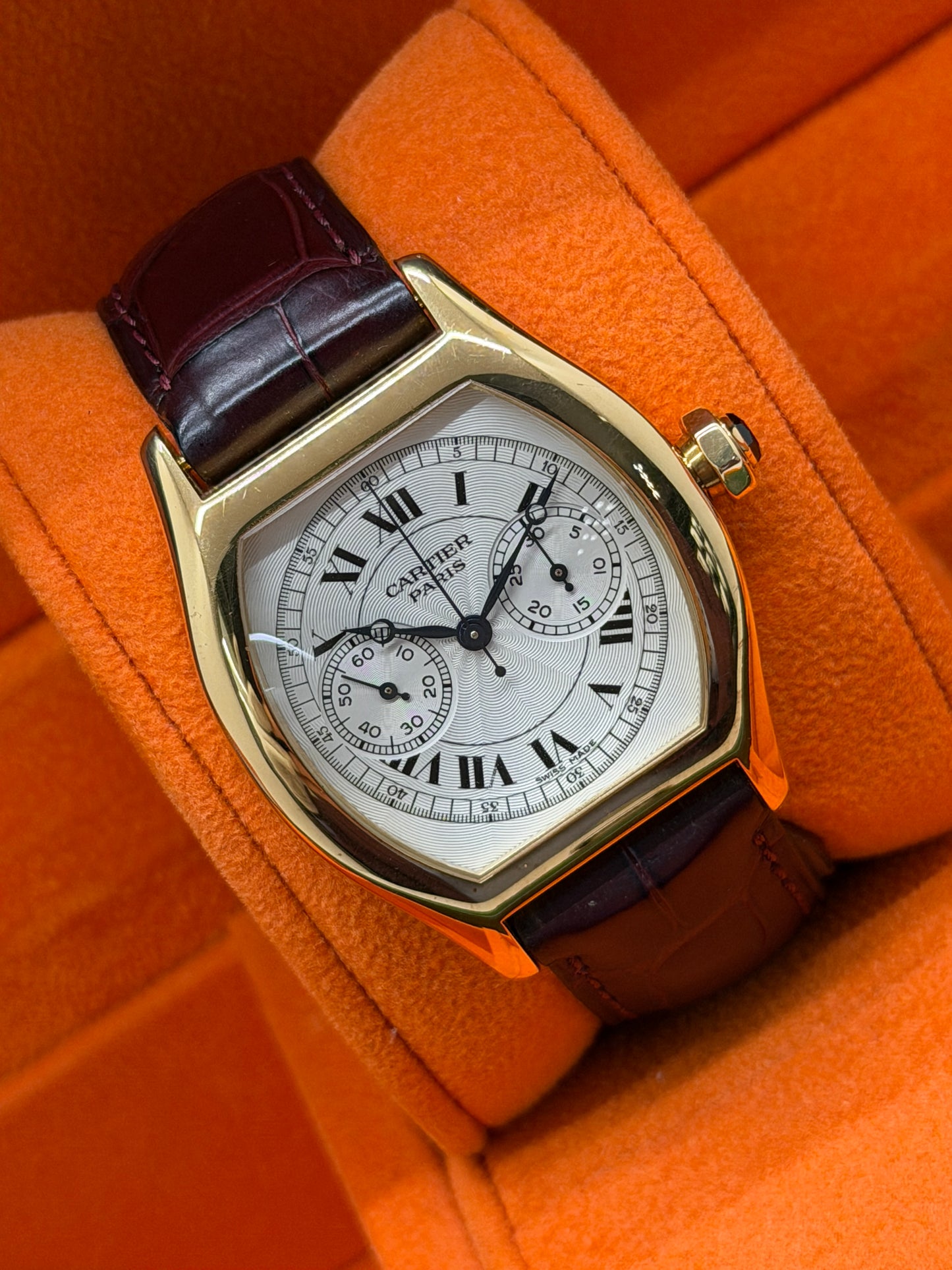 Cartier Tortue Monopusher Chronograph CPCP Monopoussoir Ref 2356 - 18Kt Yellow Gold