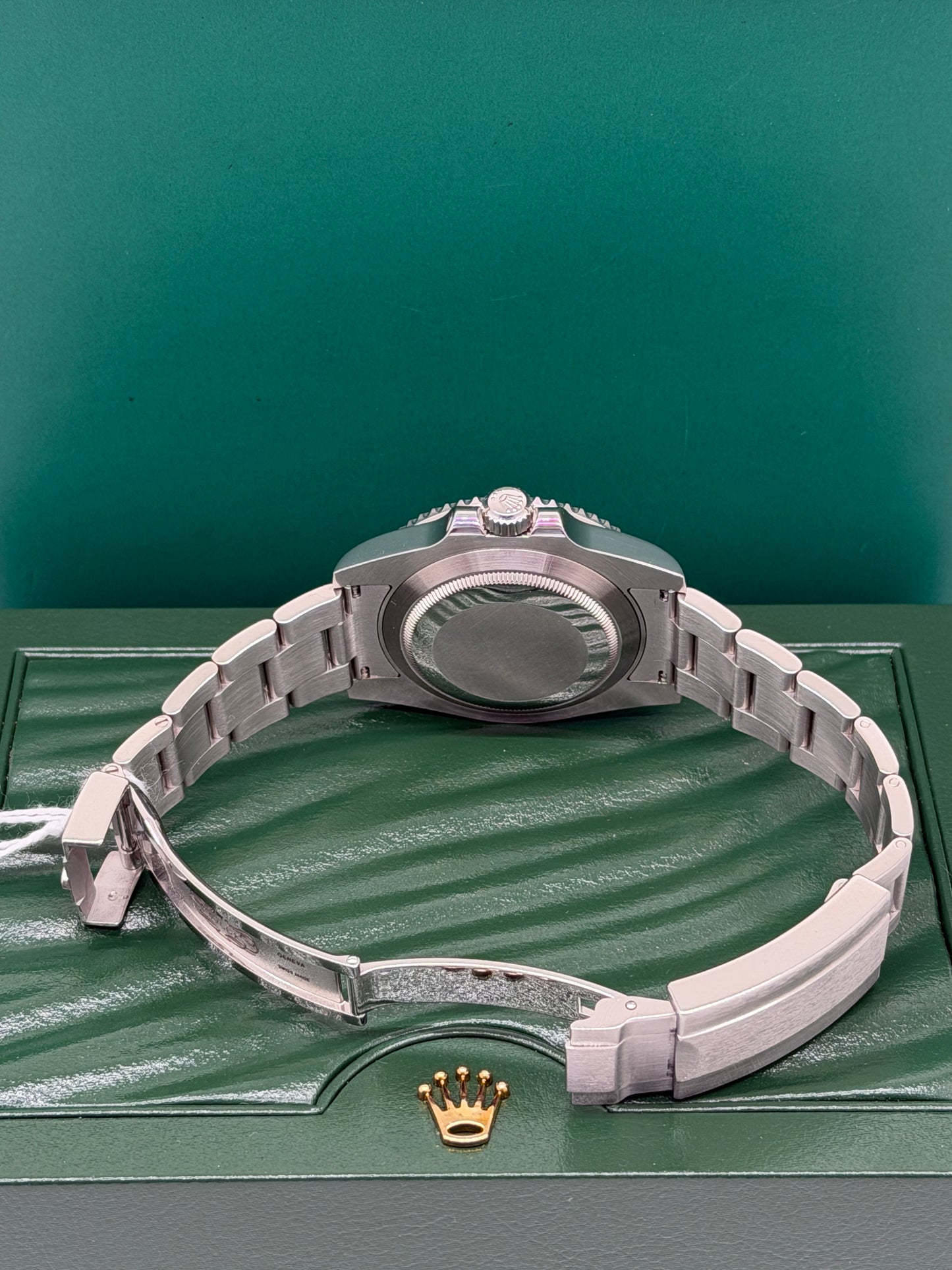 Rolex Submariner (No Date) Ref.114060 - Unworn Like New - Year 2013