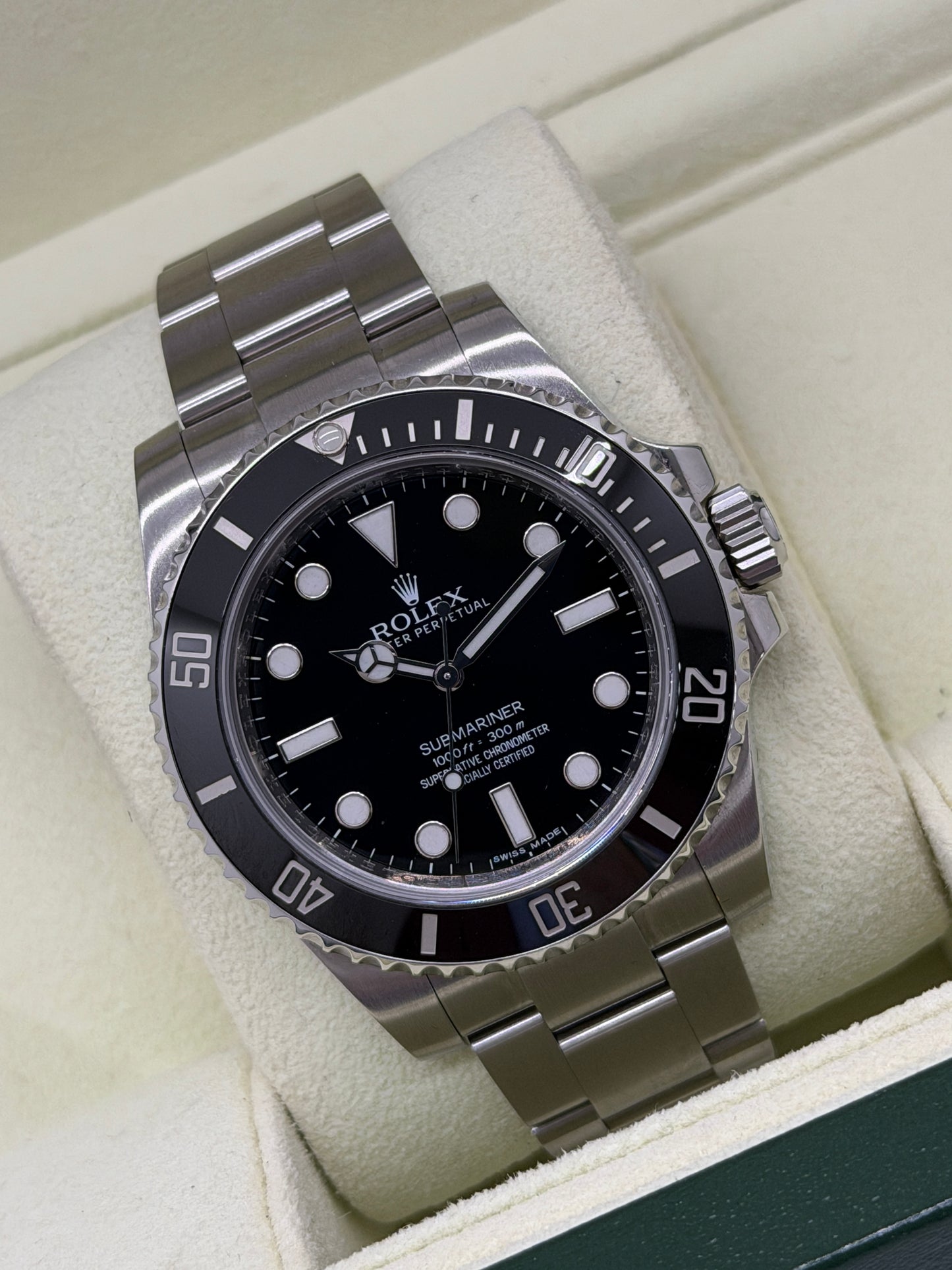 Rolex Submariner (No Date) Ref.114060 - Unworn Like New - Year 2013