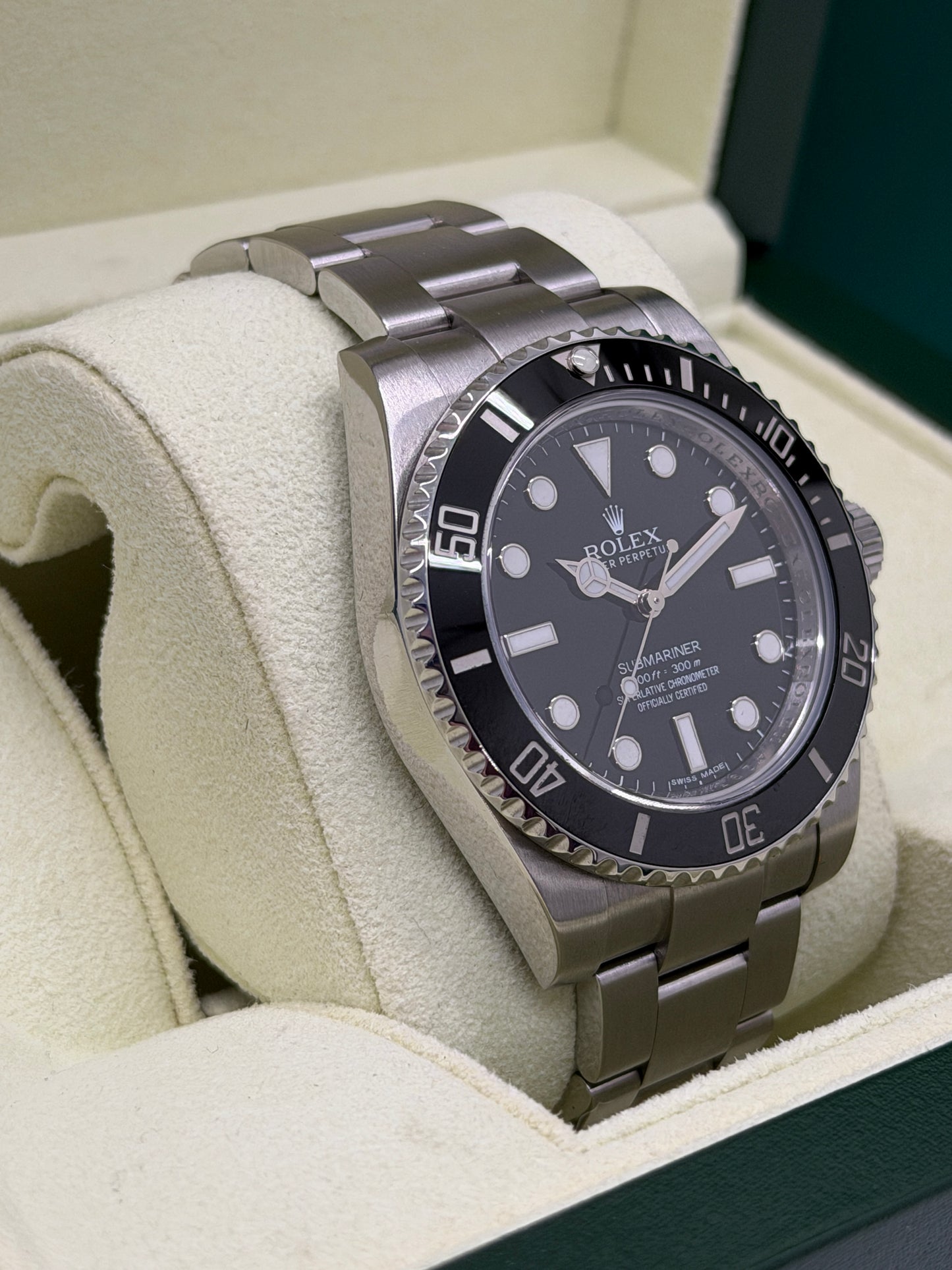 Rolex Submariner (No Date) Ref.114060 - Unworn Like New - Year 2013