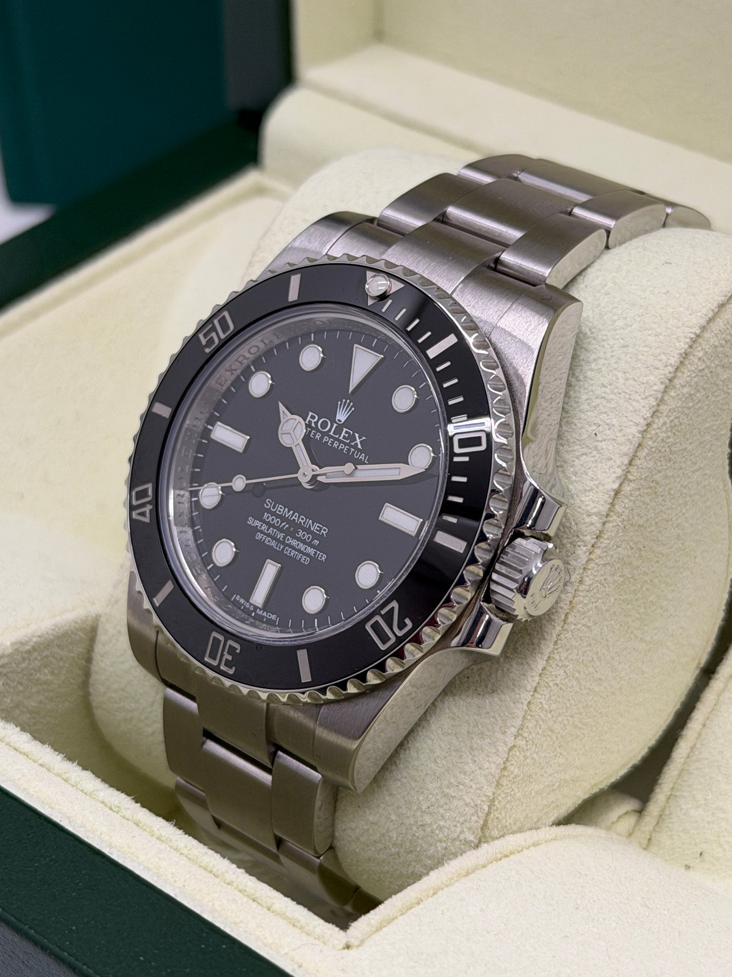 Rolex Submariner (No Date) Ref.114060 - Unworn Like New - Year 2013