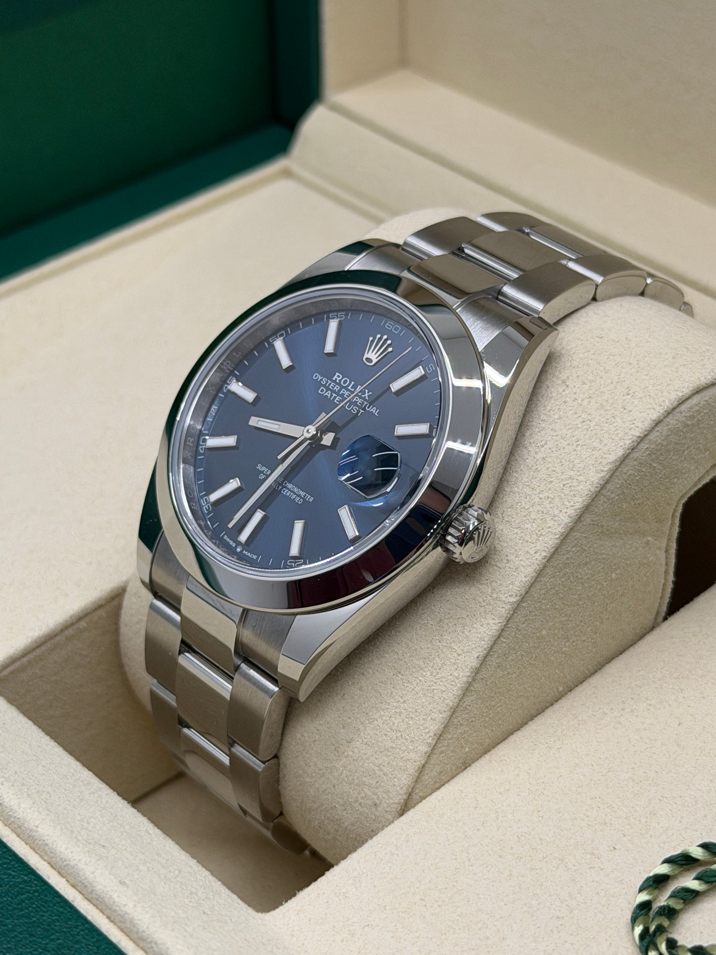 Rolex Datejust 41 - Blue Dial - Ref 126300 - New 2026