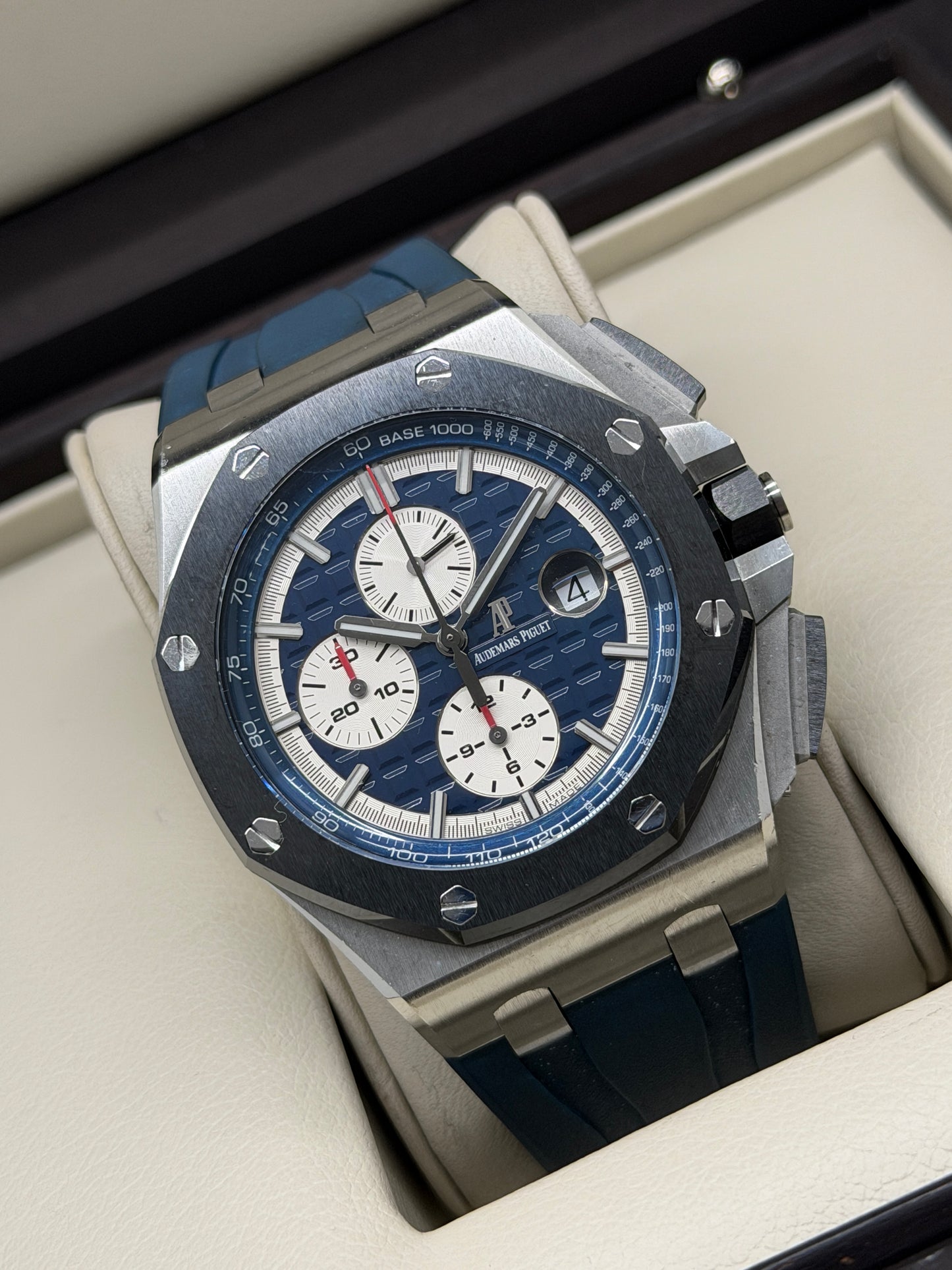 Audemars Piguet Royal Oak Offshore Chronograph Ref.26400SO.OO.A002CA.01 - Blue Dial - Year 2014