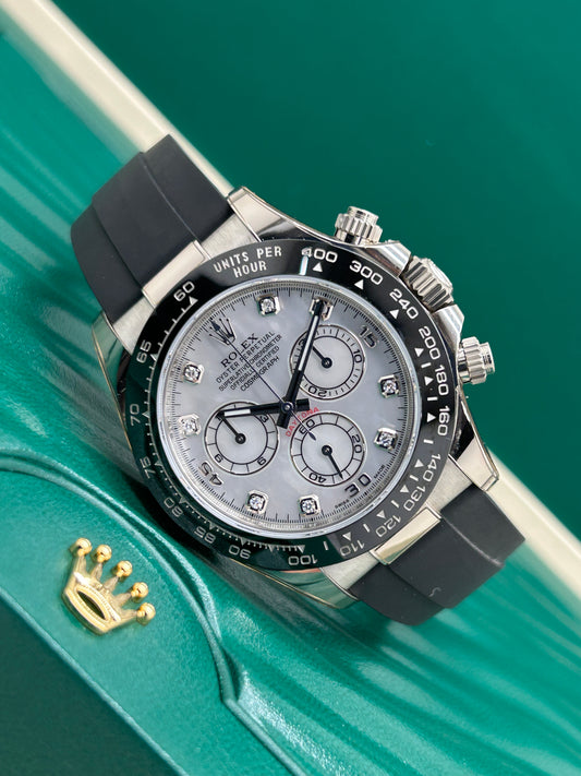 Rolex Daytona - Motherpearl & Diamond Dial - 18Kt White Gold - Ref 116519LN  - Year 2019