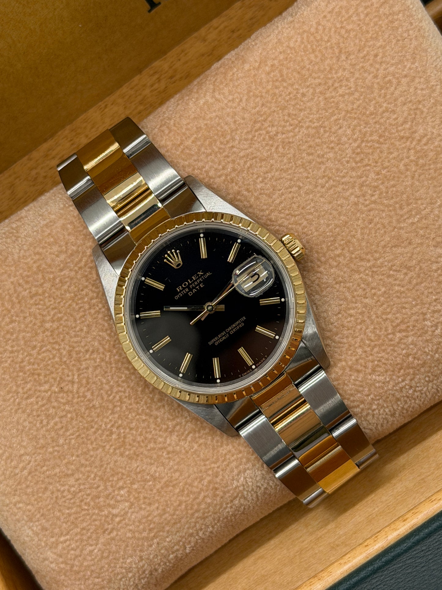 Rolex Oyster Perpetual Date Ref.15223 - Yellow Gold & Steel - Black Dial - Year 1990
