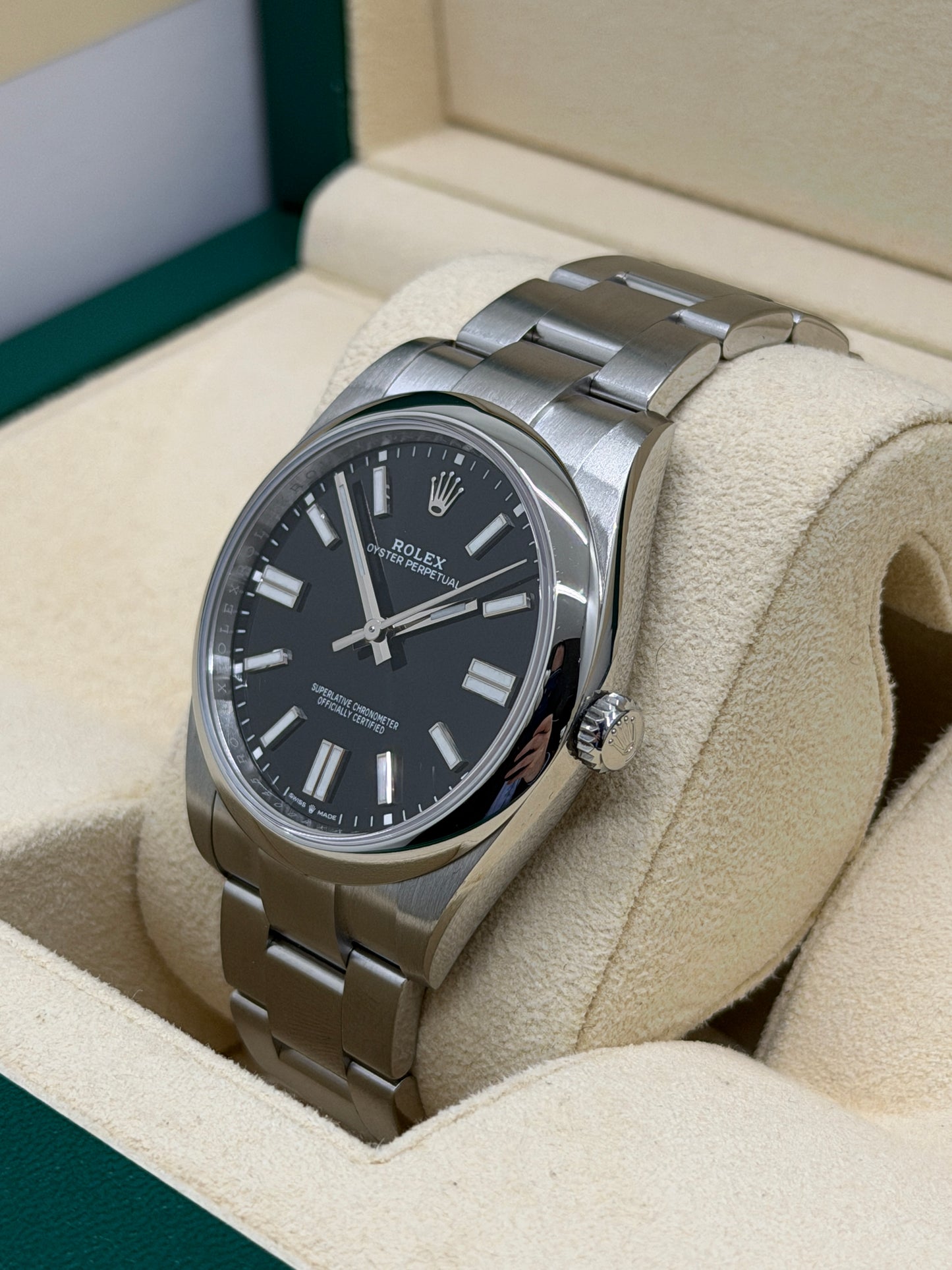 Rolex Oyster Perpetual 41 - Black Dial - Ref 124300 - Year 2023