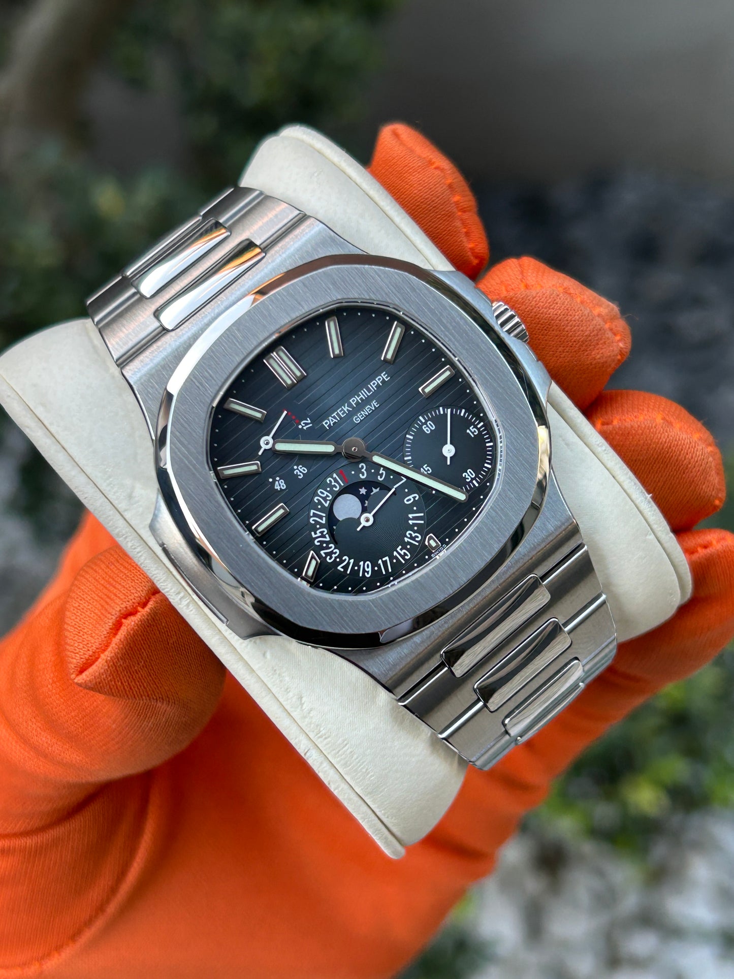 Patek Philippe Nautilus - Blue Dial - Ref 5712/1A-001 - Year 2010