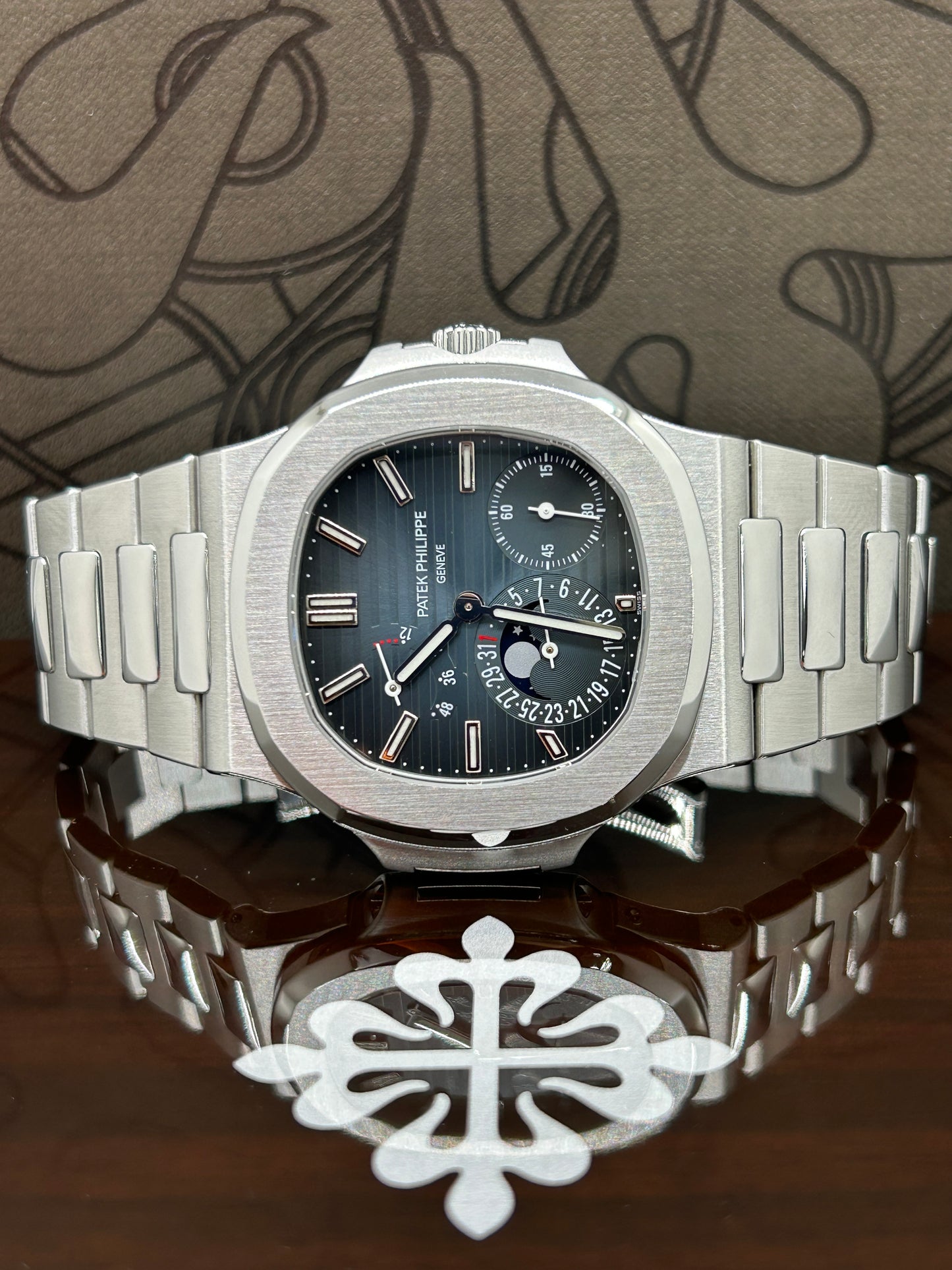 Patek Philippe Nautilus - Blue Dial - Ref 5712/1A-001 - Year 2010