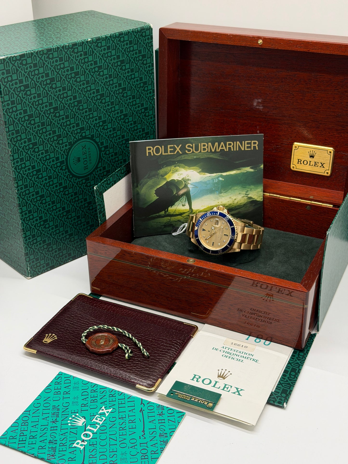 Rolex Submariner Date Sultan Factory Diamonds 18K Gold Ref 16618 - Year 1992