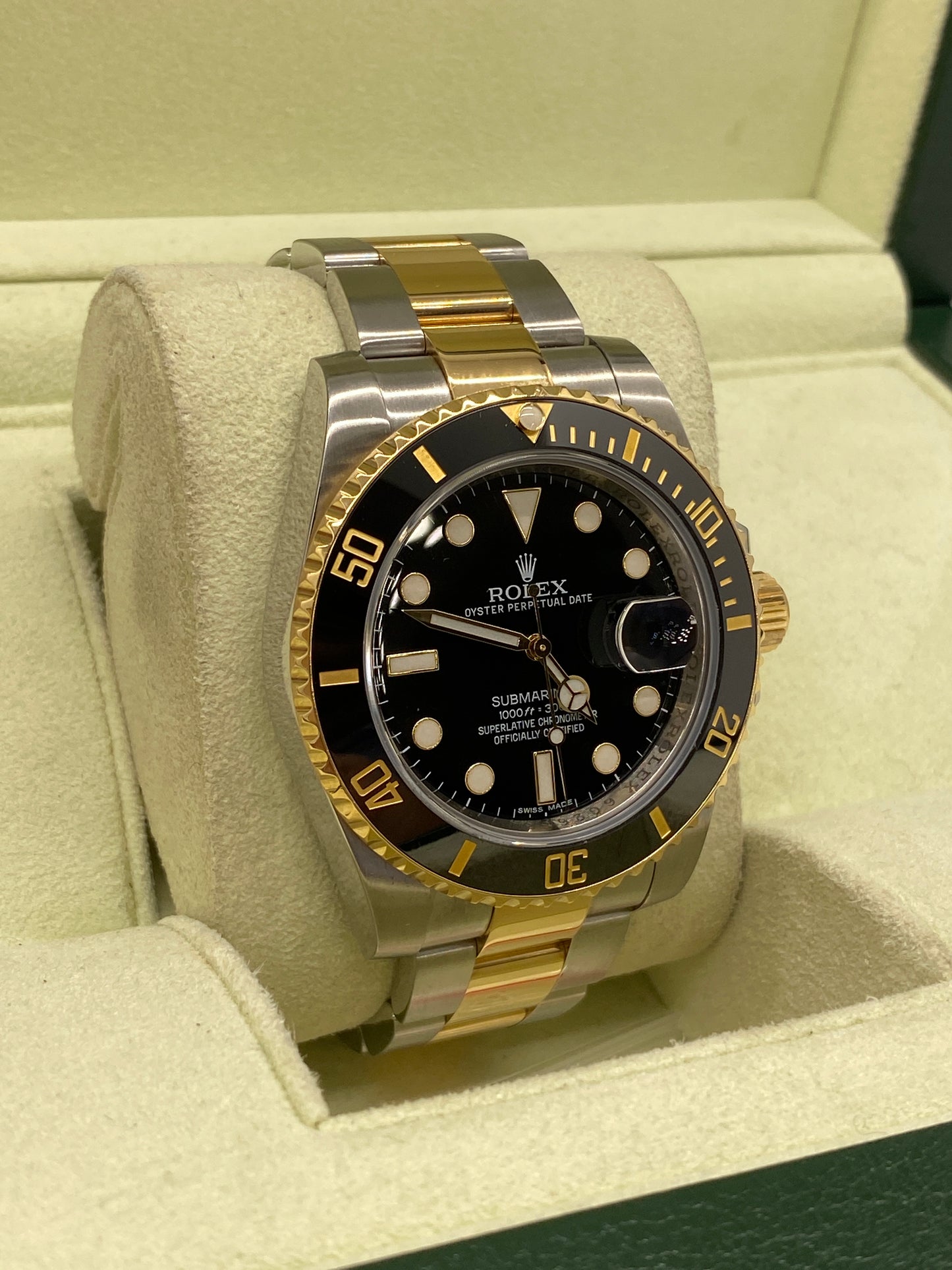 Rolex Submariner Date - 18Kt Yellow Gold - Black Dial - Ref 116613LN - Year 2014