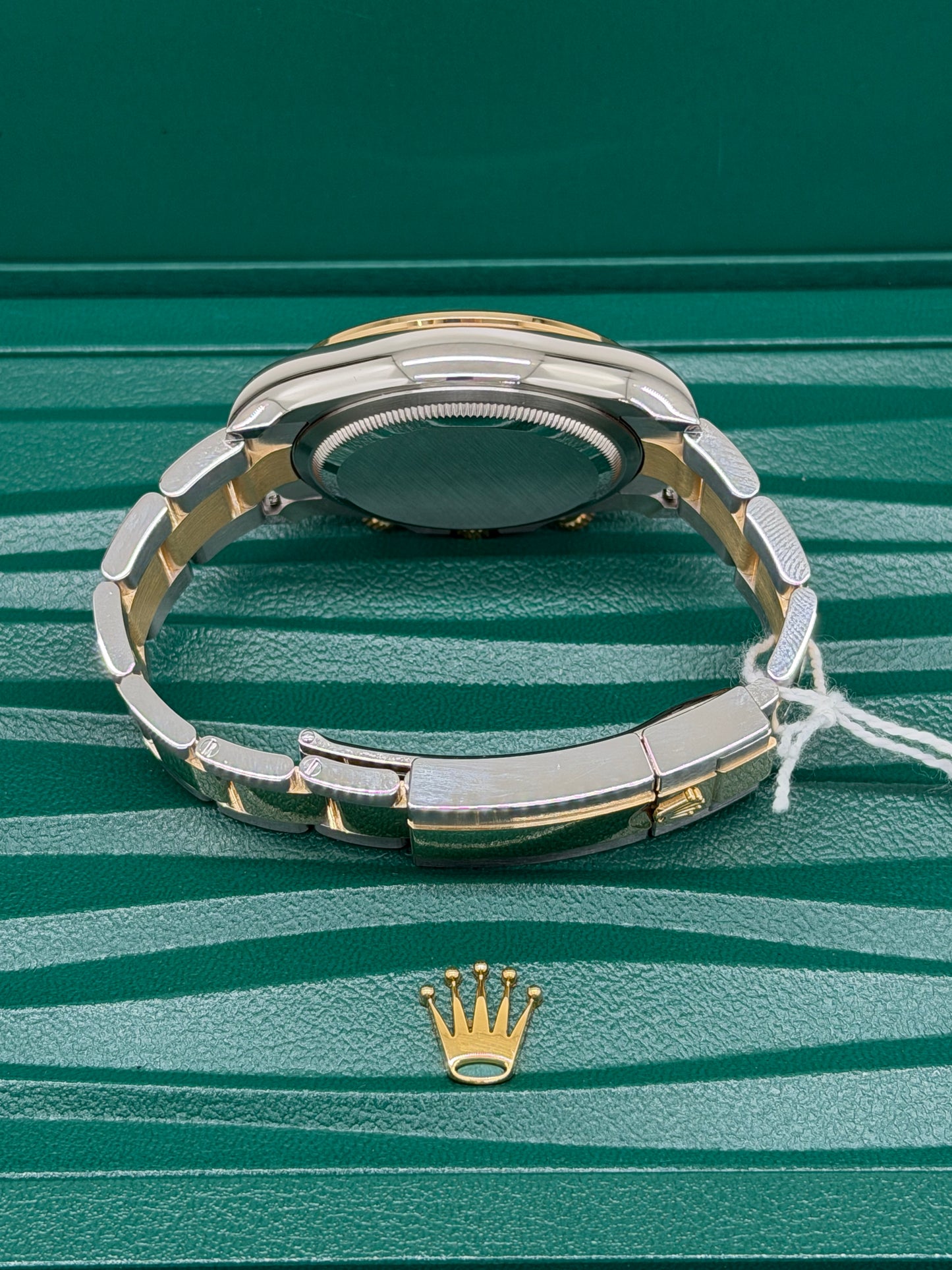 Rolex Daytona - 18Kt Yellow Gold - Black Dial - Ref 126503 - New 2026