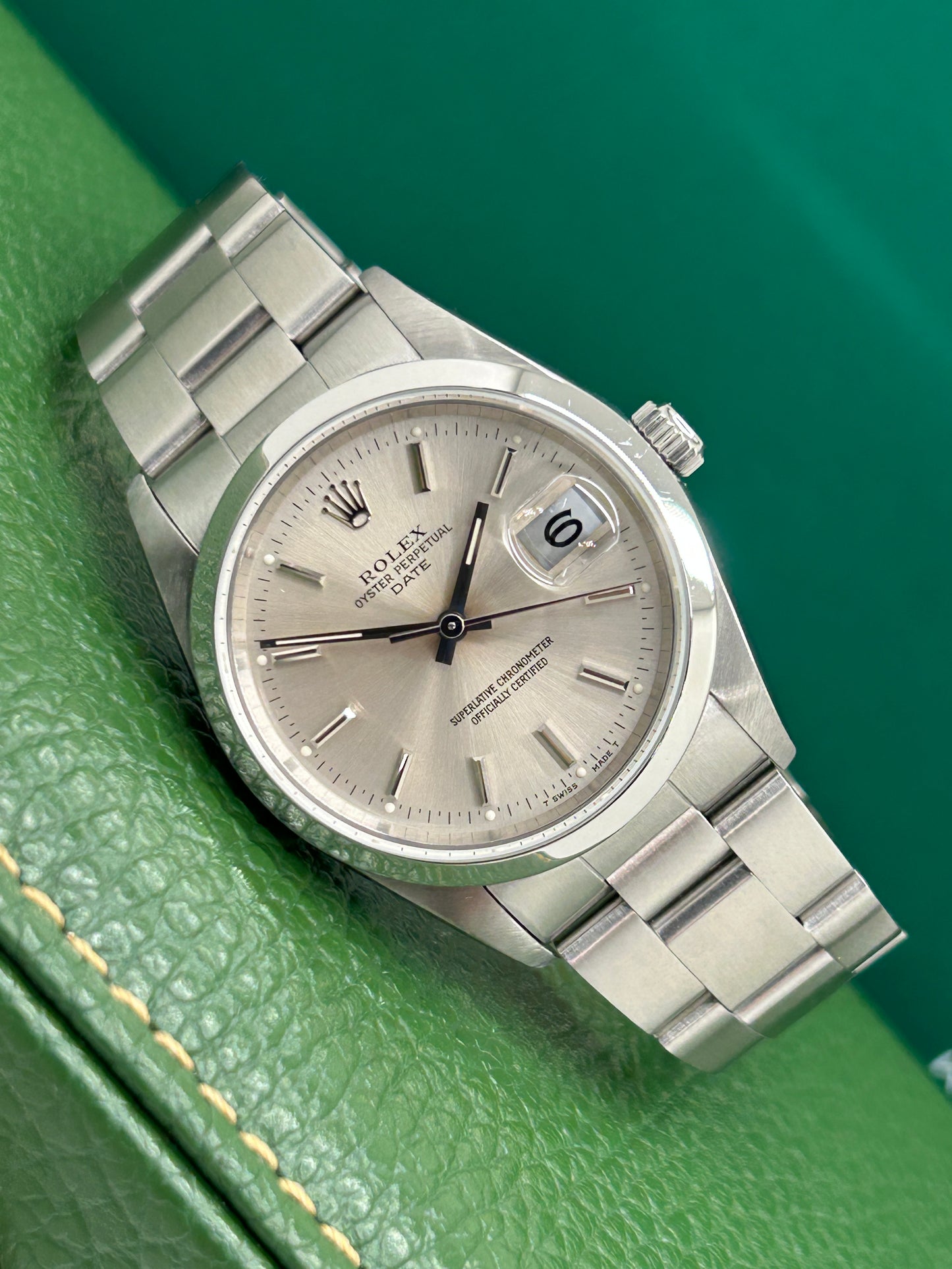 Rolex Oyster Perpetual Date 34mm - Silver Dial - Perfect Condition - Ref. 15200 - Year 1991