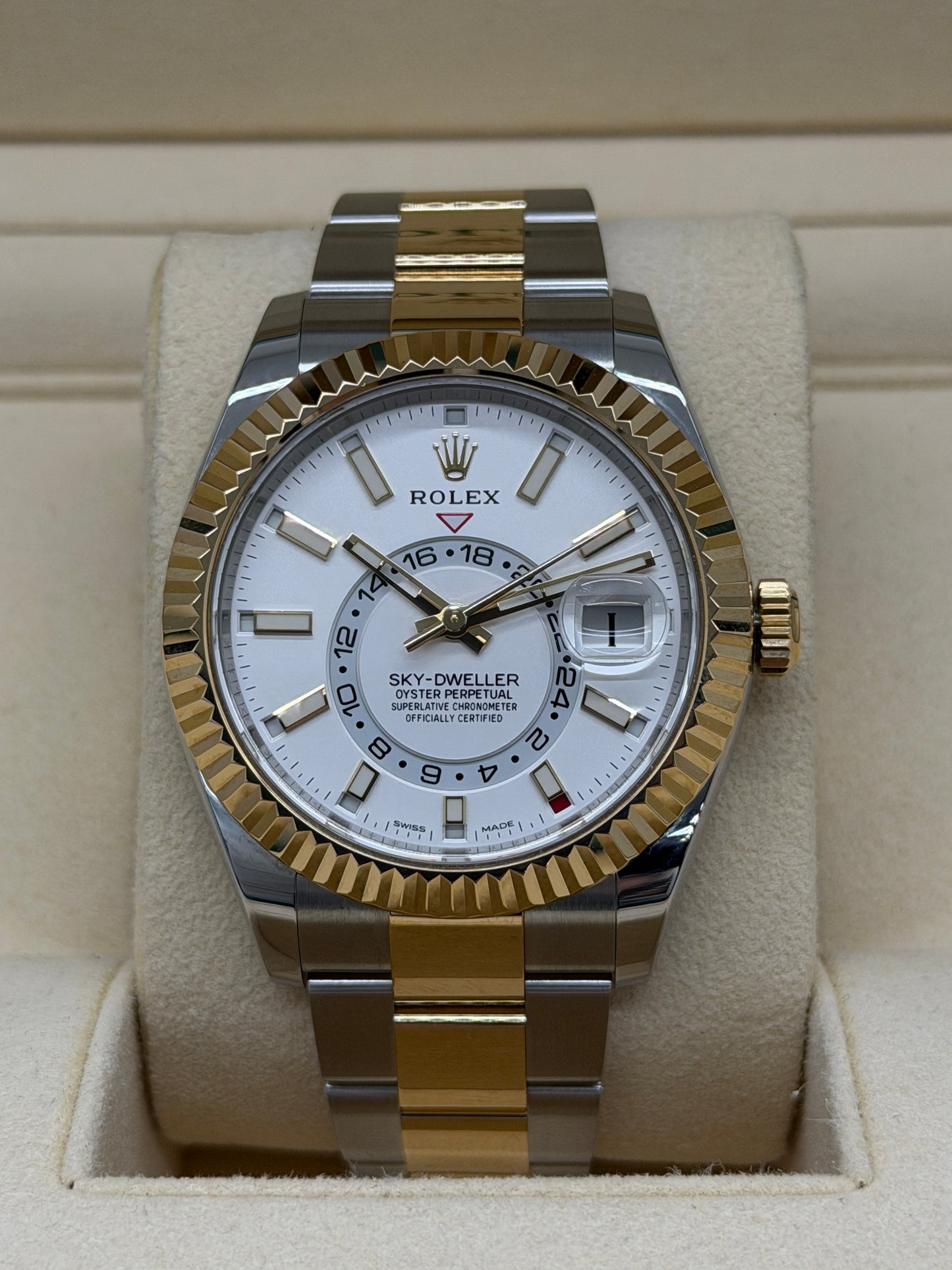 Rolex Sky-Dweller Ref.326933 - White Dial - Year 2019