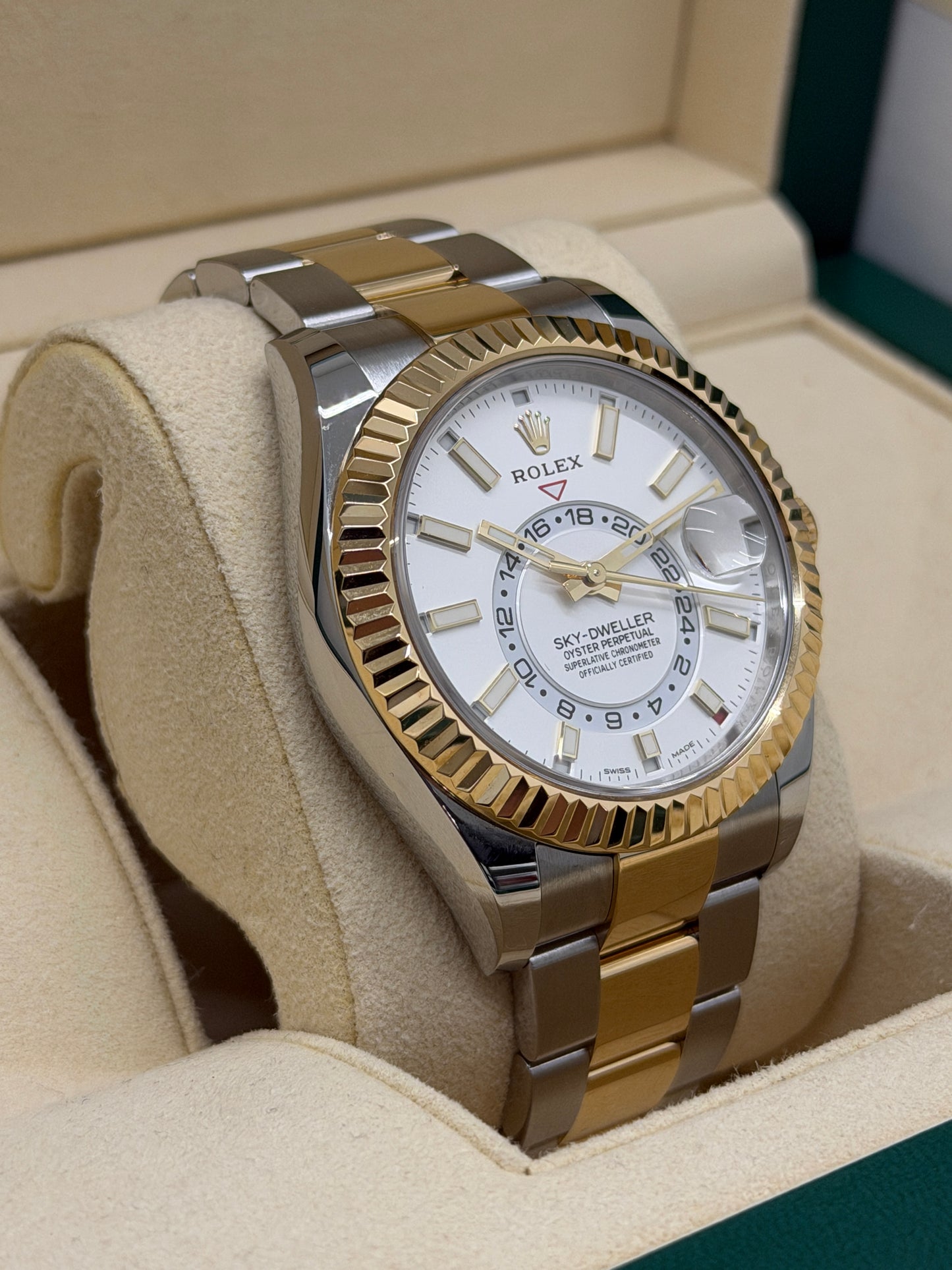 Rolex Sky-Dweller Ref.326933 - White Dial - Year 2019