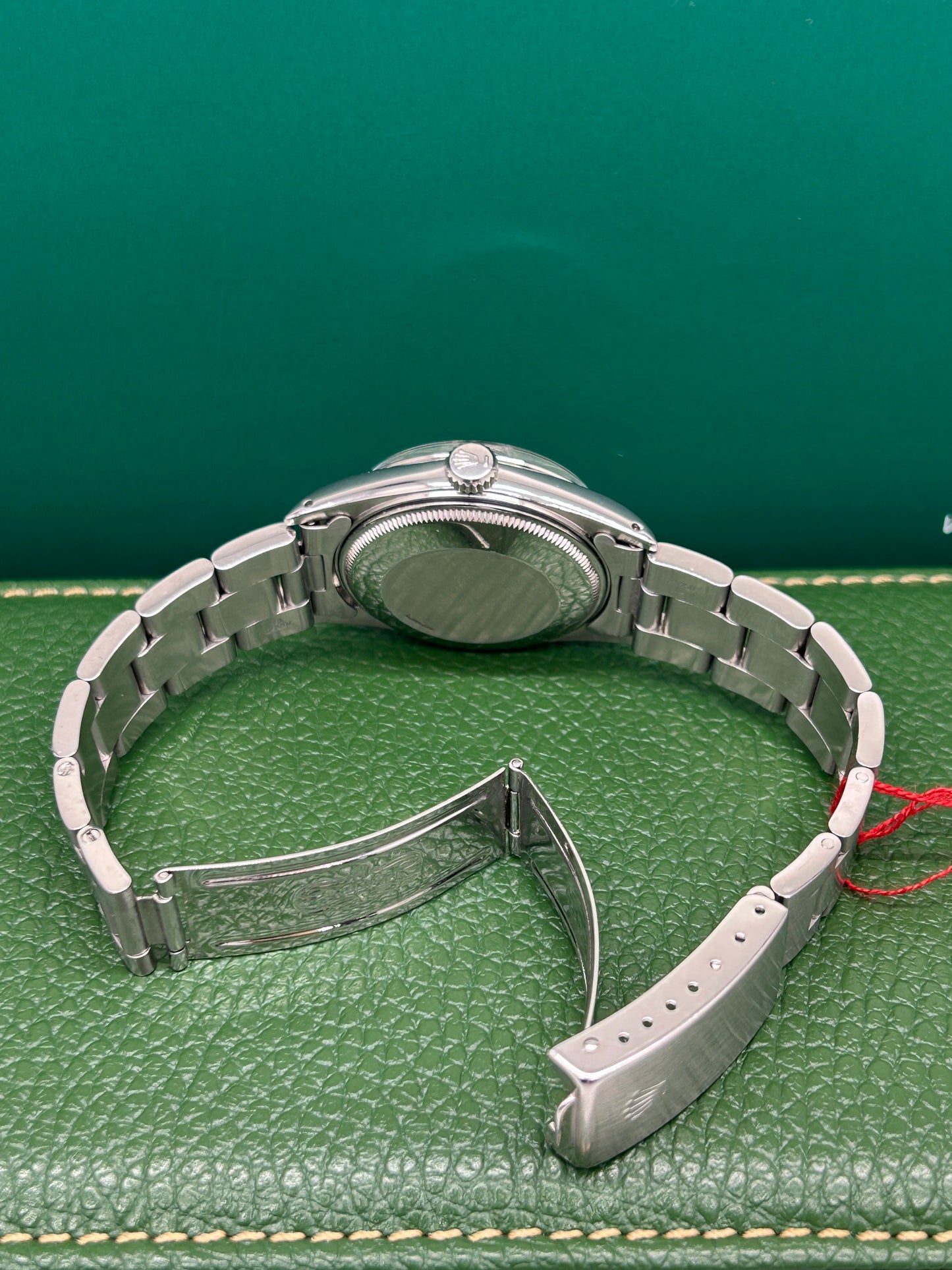 Oyster Perpetual Date 34mm - Silver Dial - Ref. 15000 - Year 1981