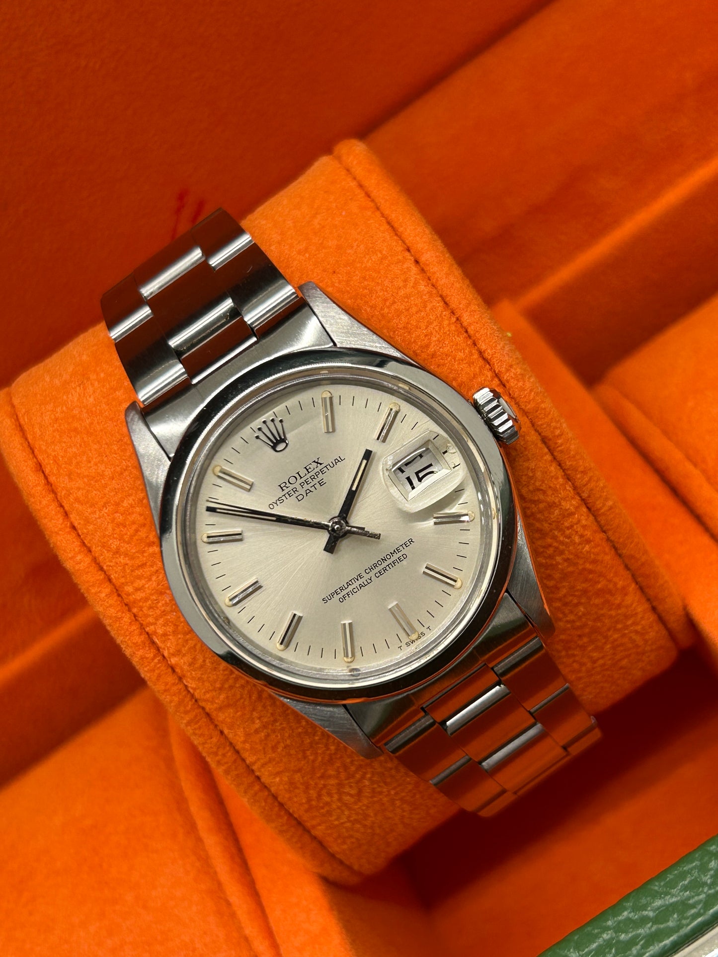 Oyster Perpetual Date 34mm - Silver Dial - Ref. 15000 - Year 1981