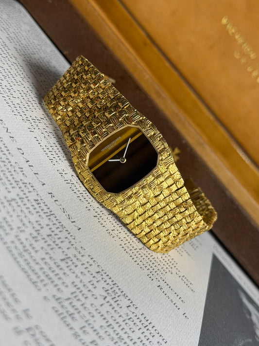 Vacheron Constantin Eye Of The Tiger Dial Mesh Doll - Vintage - 18Kt Yellow Gold Ref 2079 - Original Box & Papers