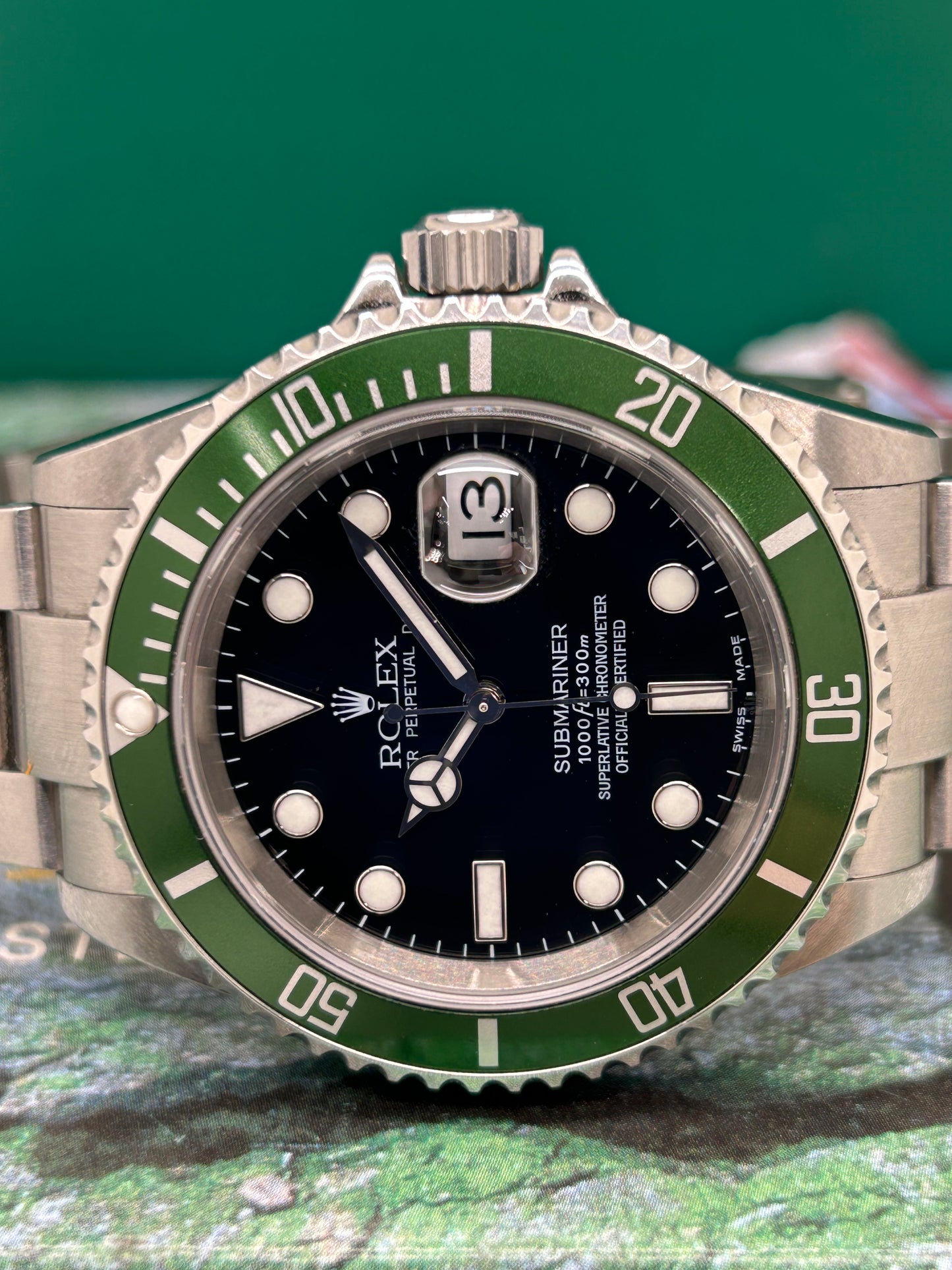 Rolex Submariner Date - "Kermit" - Never Polished - Ref 16610 - Fat Four - F0 Serial - Year 2003