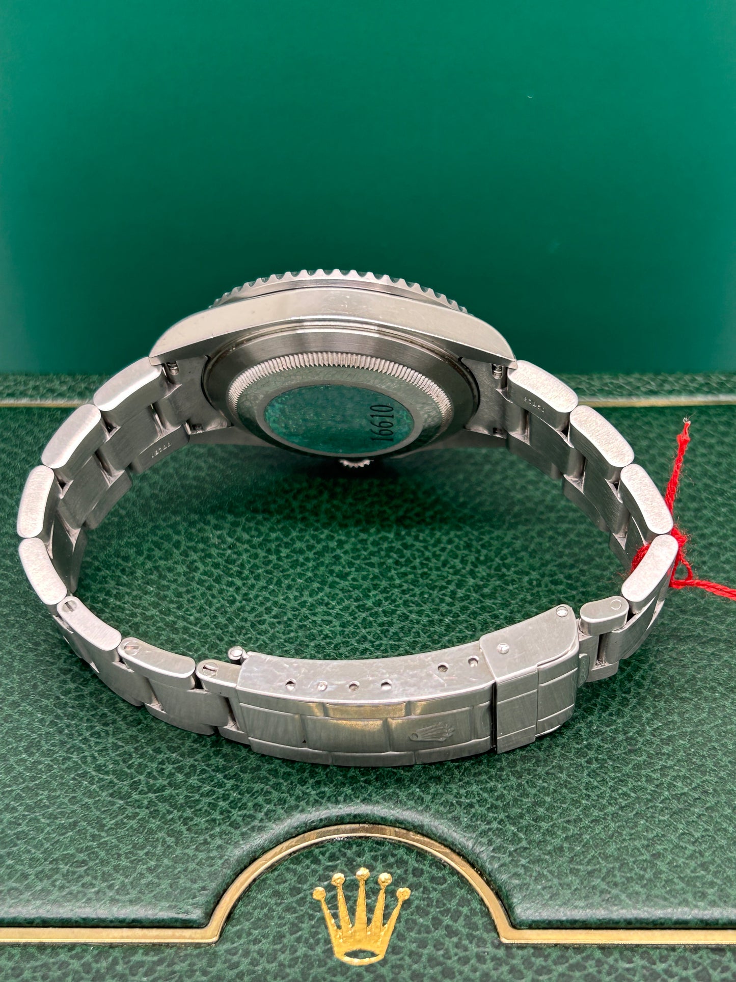 Rolex Submariner Date - "Kermit" - Never Polished - Ref 16610 - Fat Four - F0 Serial - Year 2003